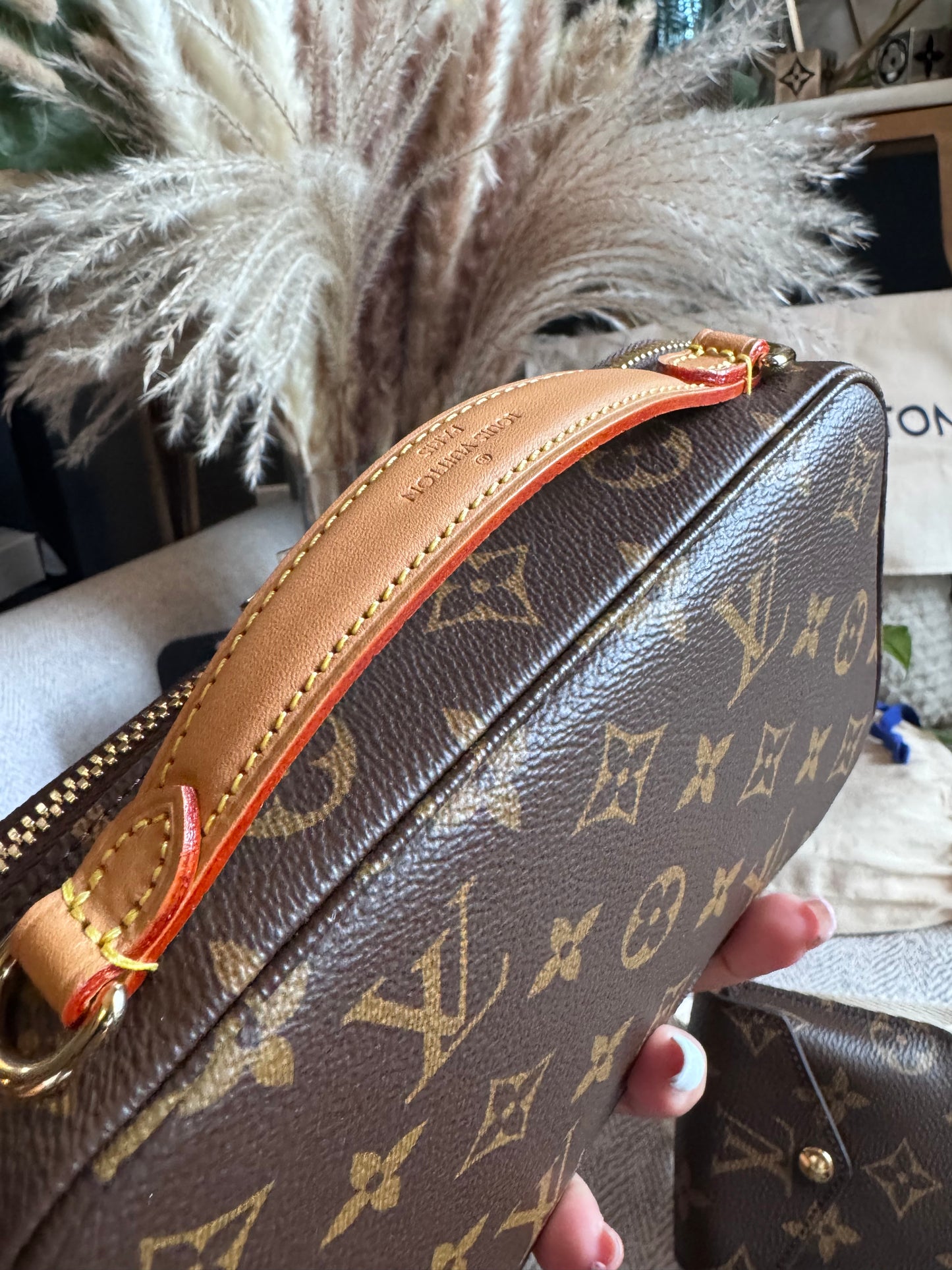 Louis Vuitton Utility bag