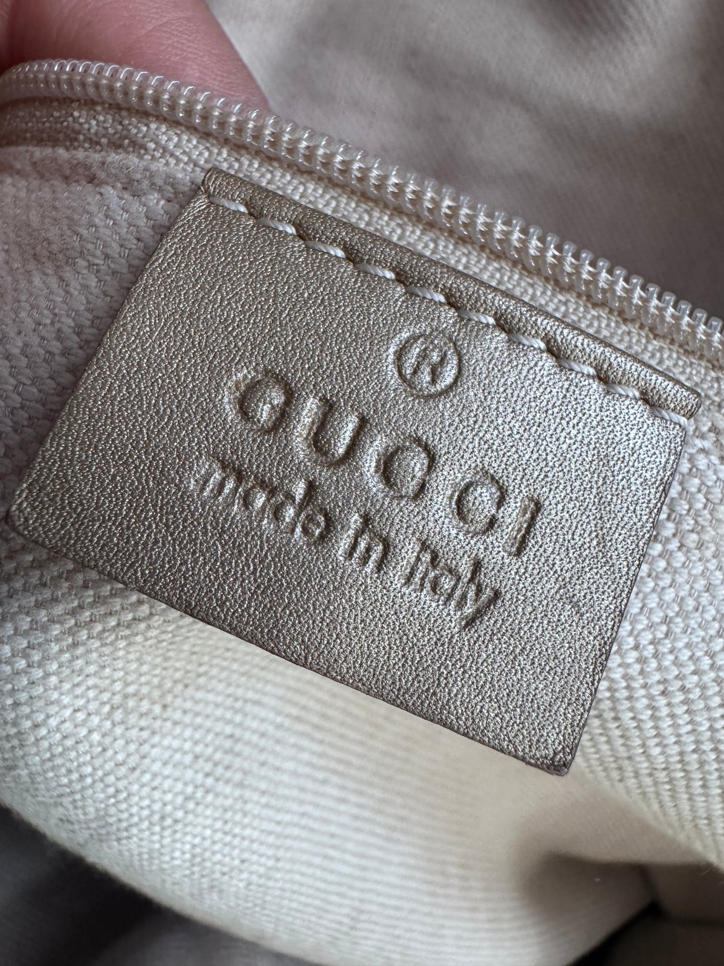 Gucci Vintage Sukey