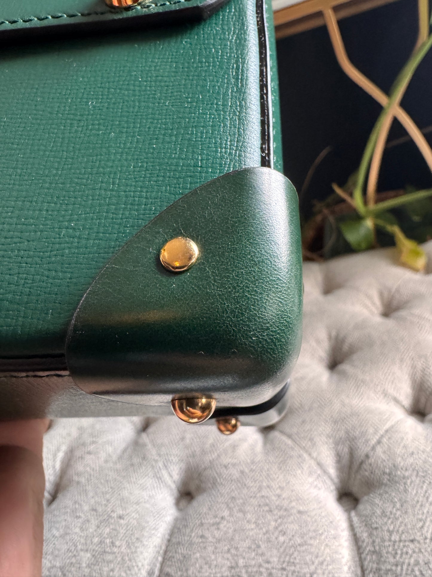 GUCCI
Azalea Calfskin Small Padlock Bamboo Shoulder Bag Vintage Green