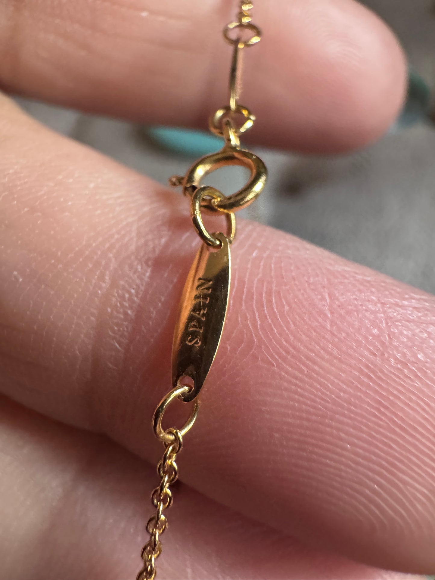 Tiffany&Co 18k Open Heart Necklace with diamonds