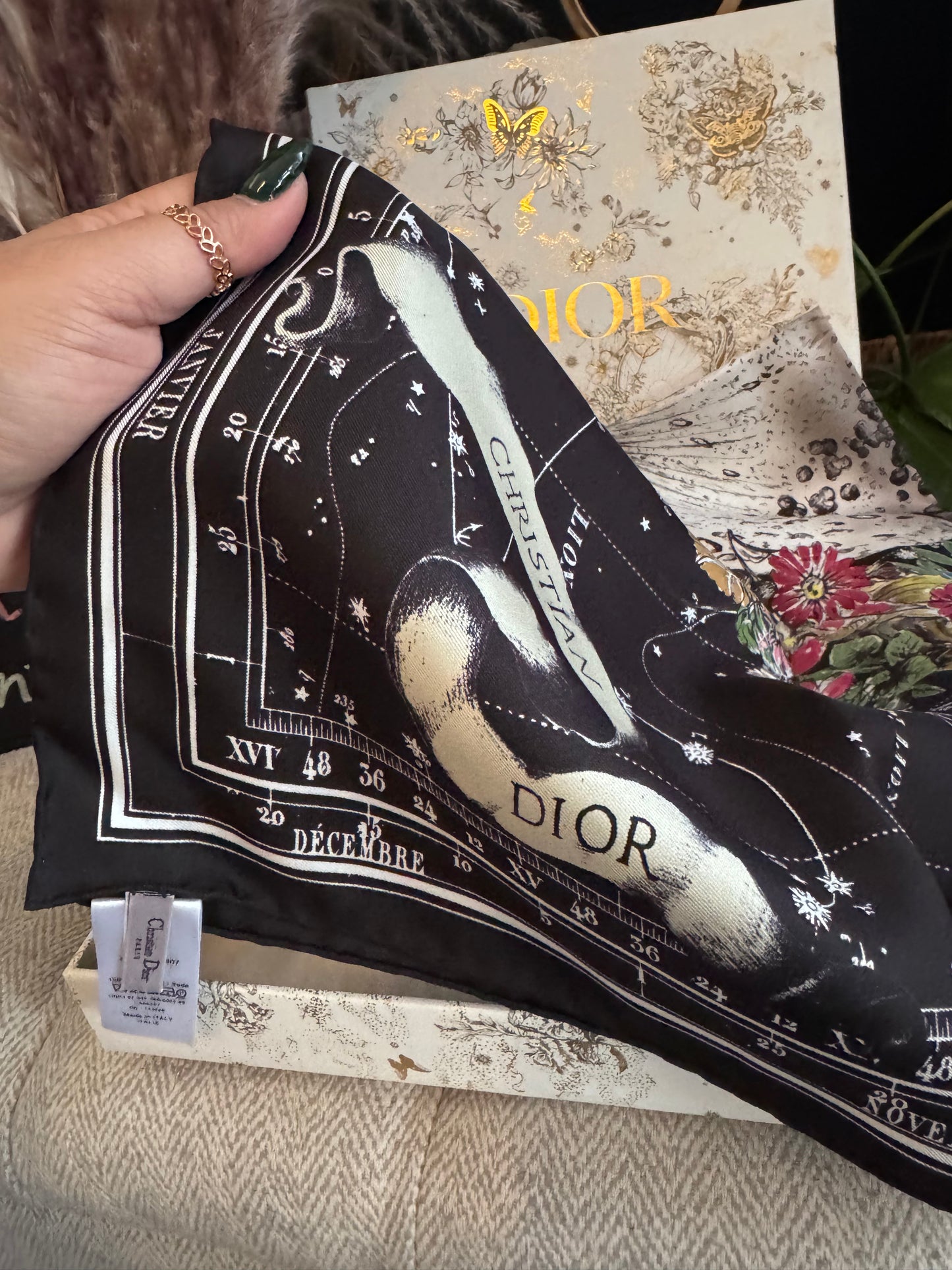Dior NWT Zodiac 90 SQUARE SCARF