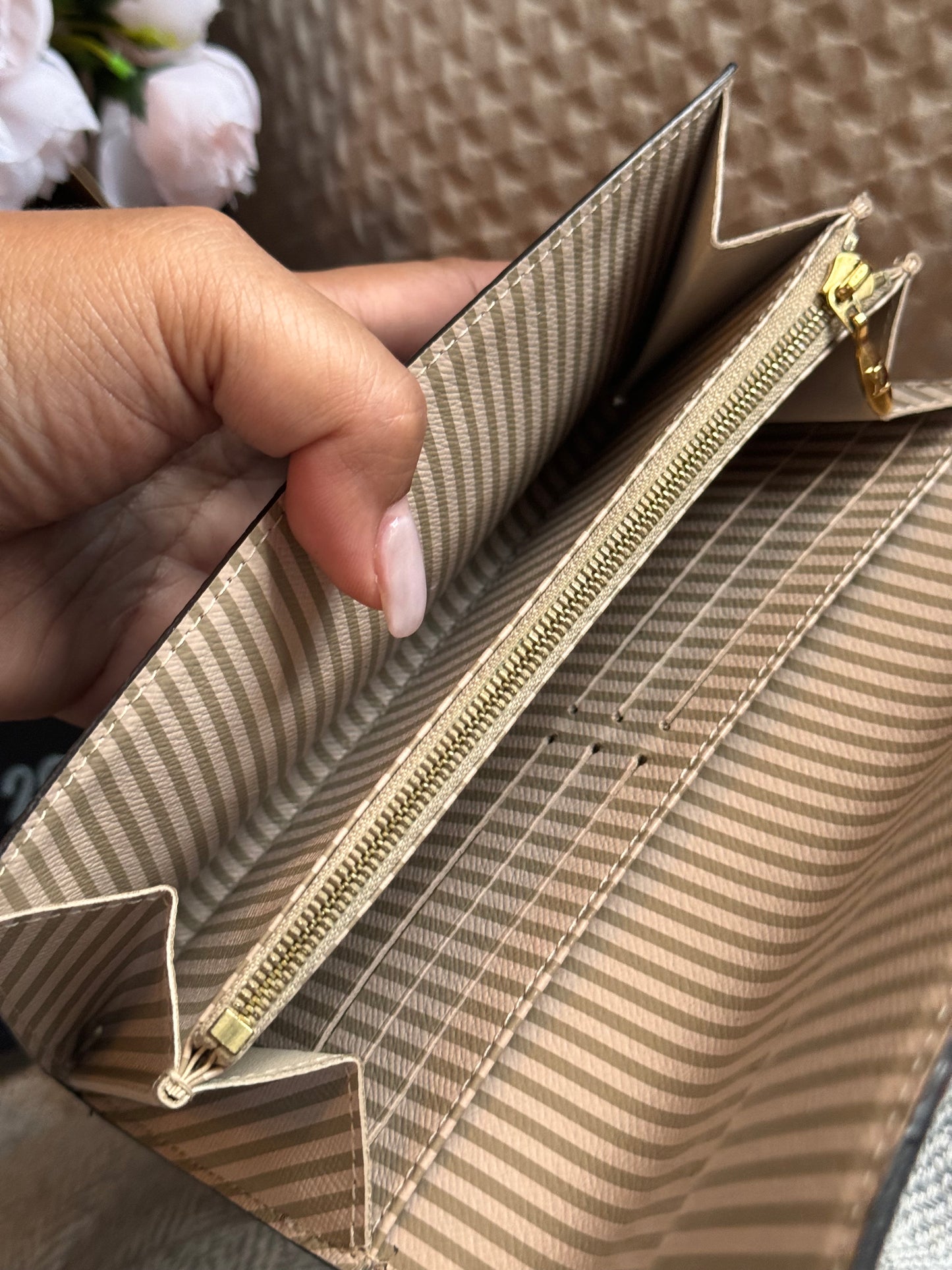 Louis Vuitton Damier Ebene Trunks and Locks Sarah Wallet