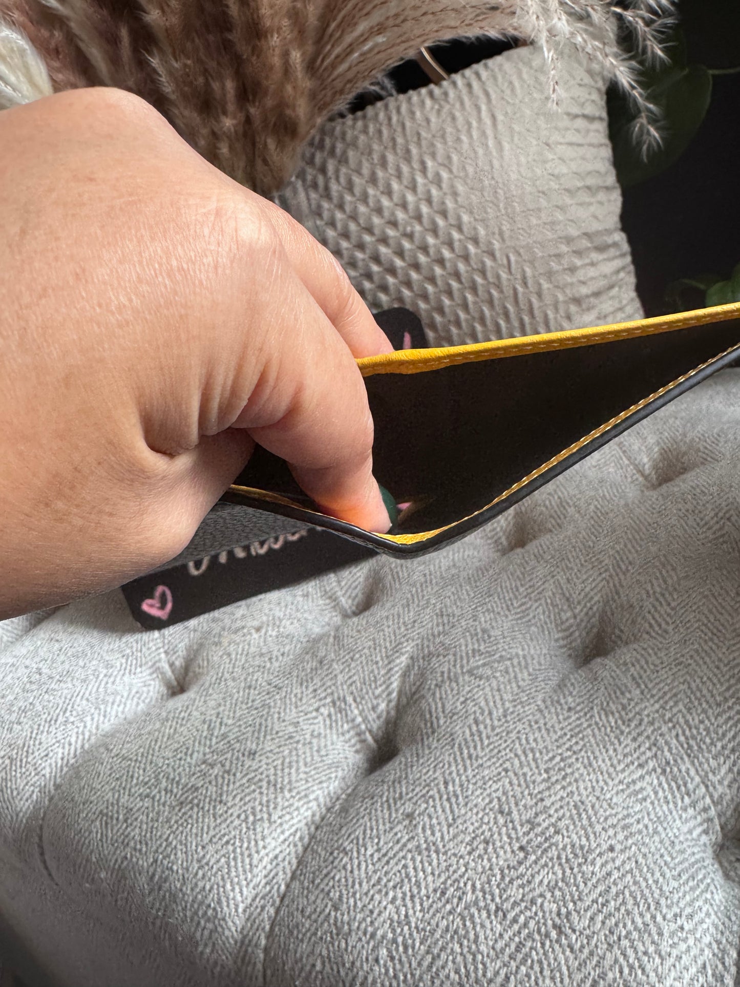Gucci Men’s interlocking wallet