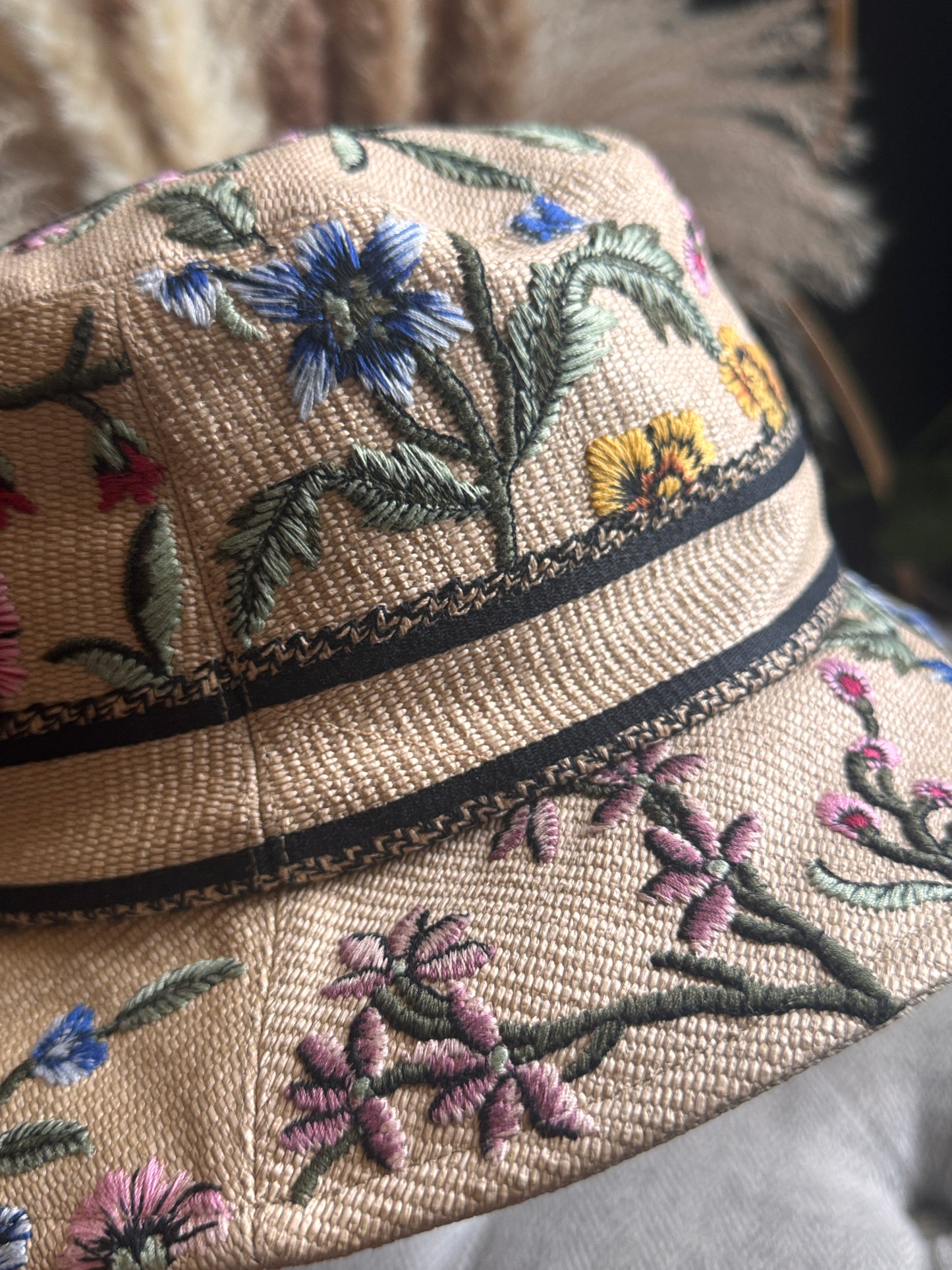Christian Dior D‐Bobby Floral bucket hat