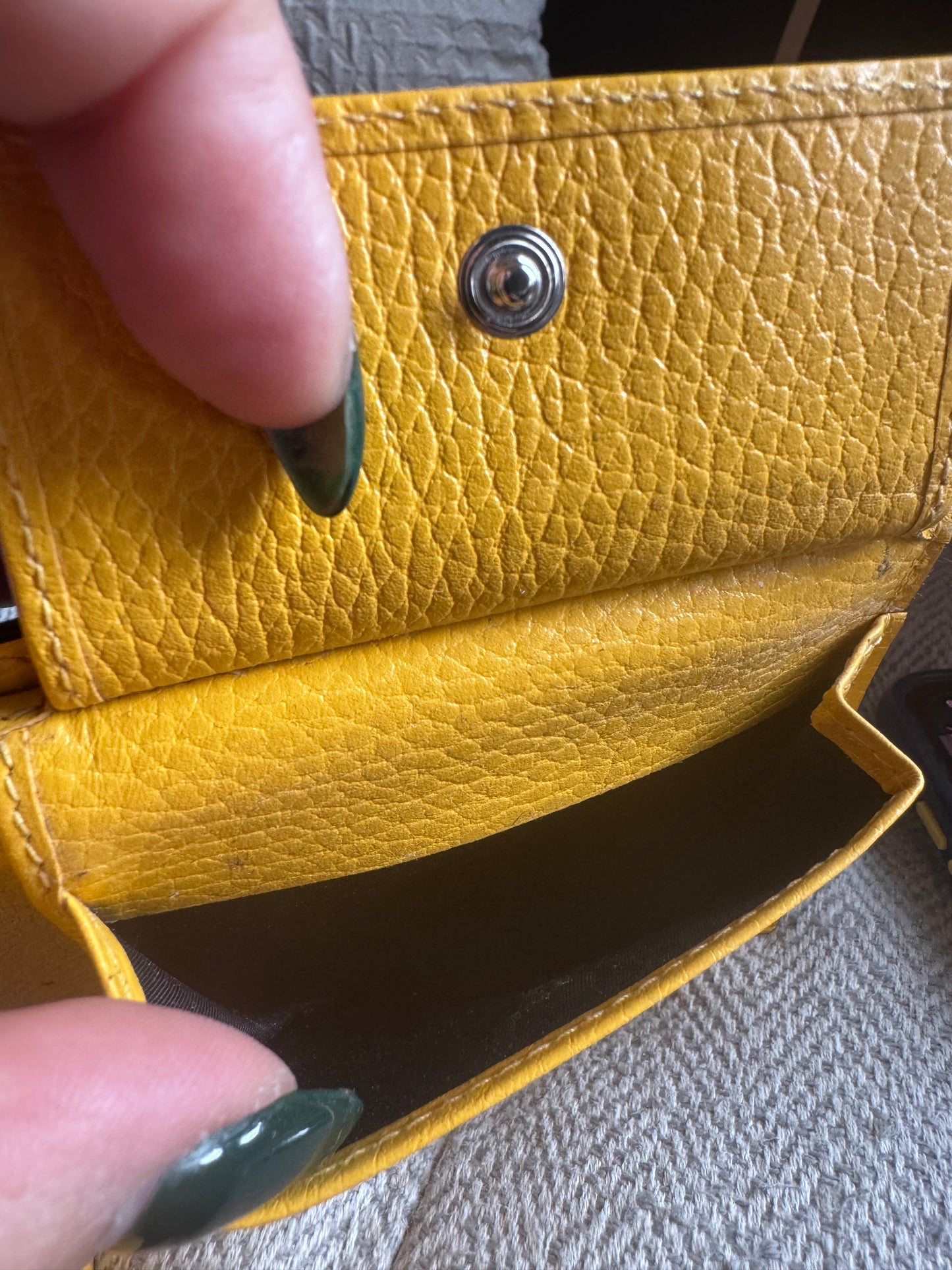 Gucci Men’s interlocking wallet