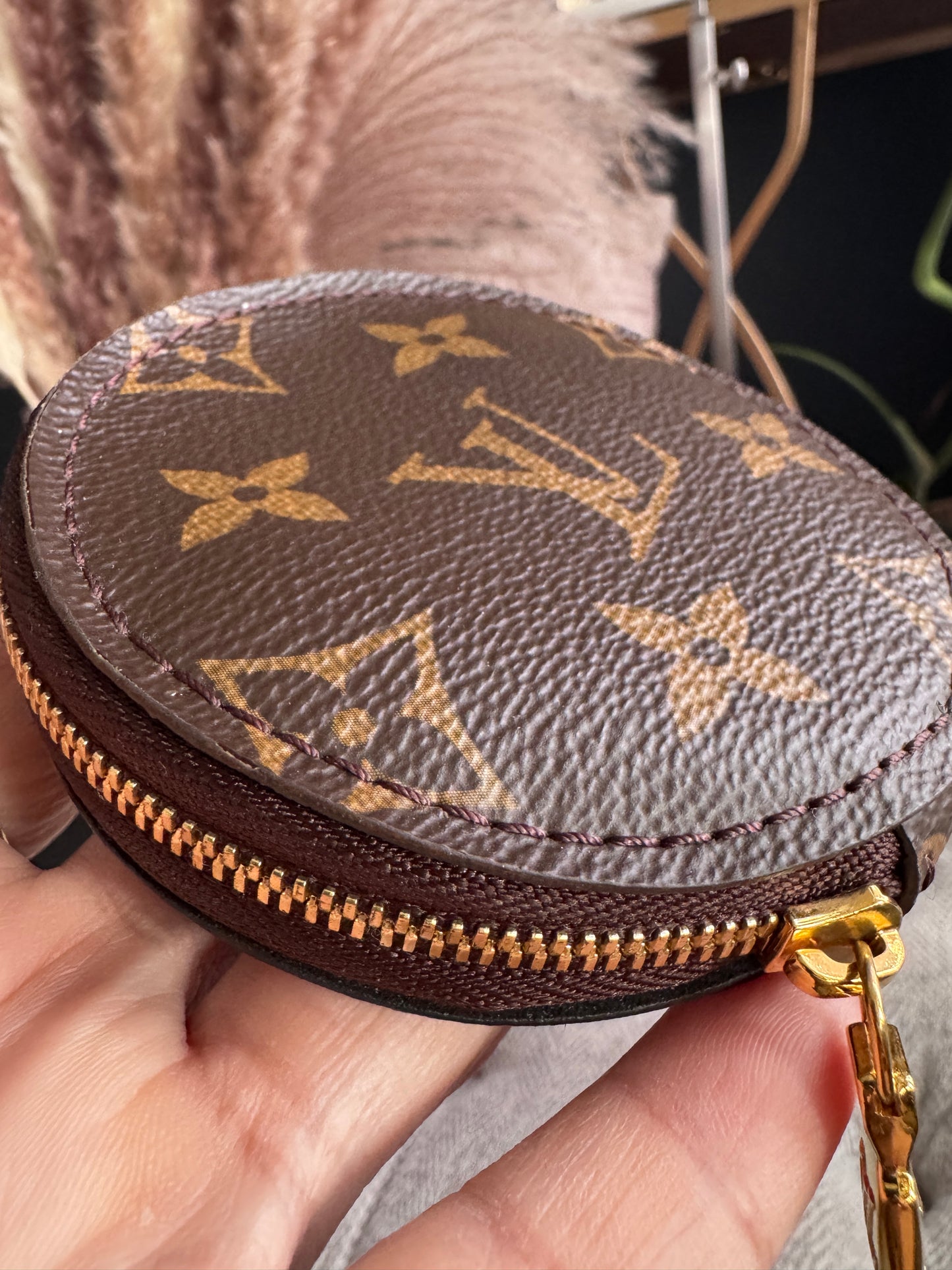 Louis Vuitton Round Coin purse from Multipochette