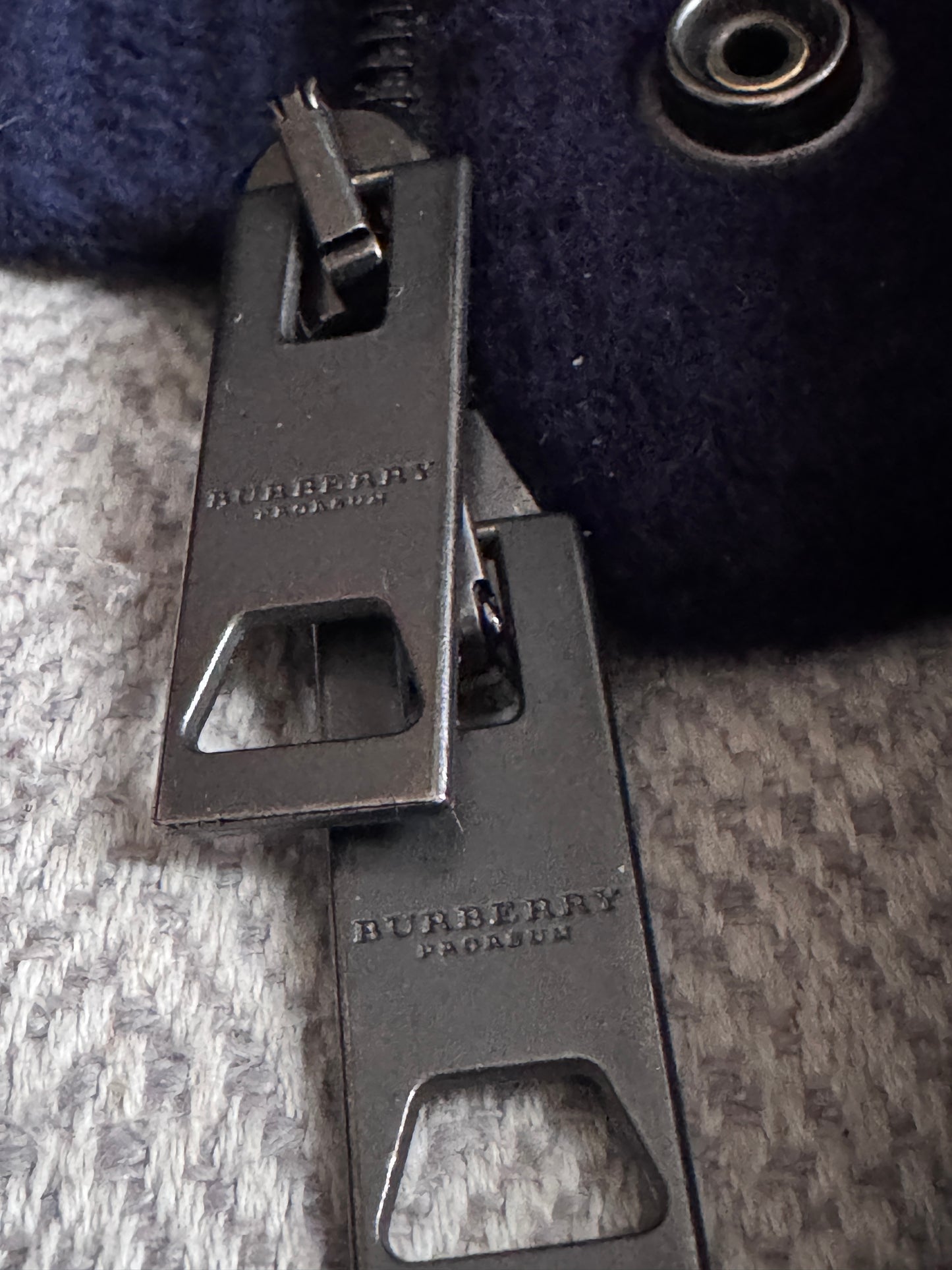 Burberry Prorsum Men’s Wool &Cashmere Sweater