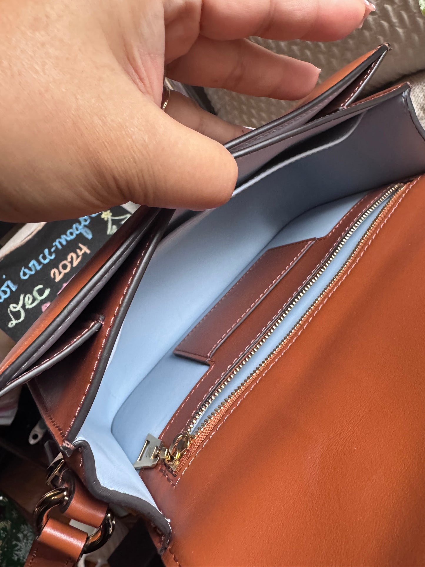 Louis Vuitton Pont Neuf