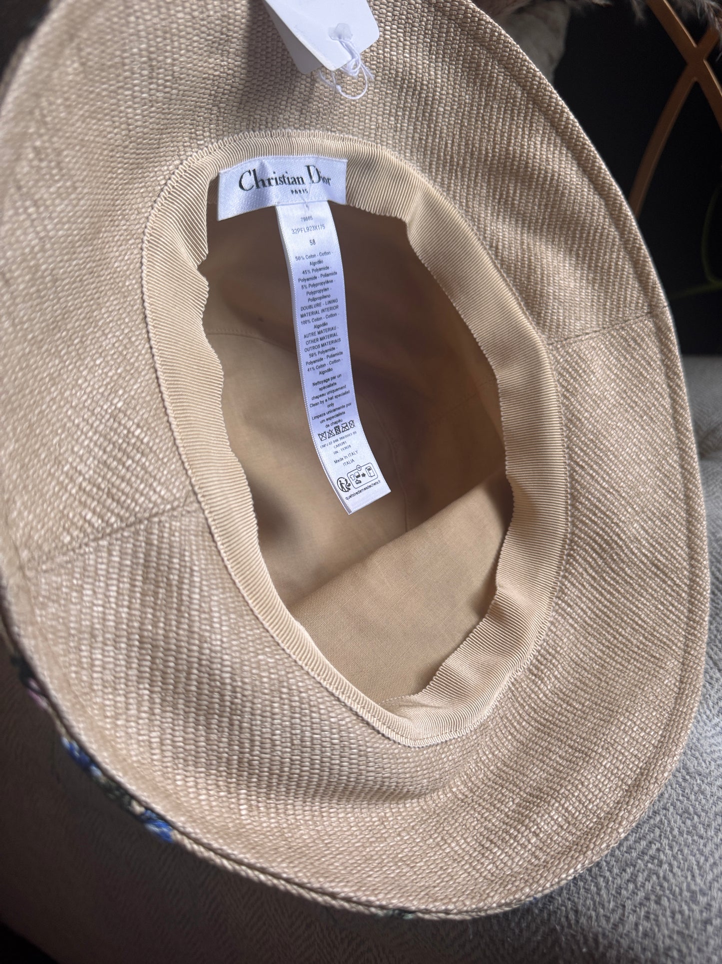 Christian Dior D‐Bobby Floral bucket hat