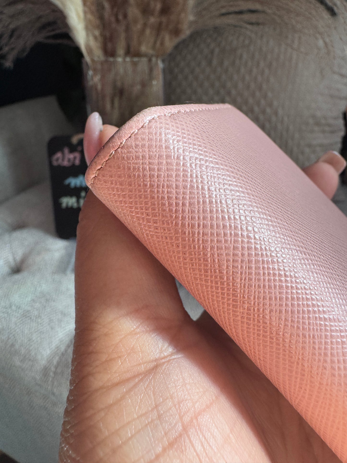 Prada Saffiano Compact wallet in Orchidea