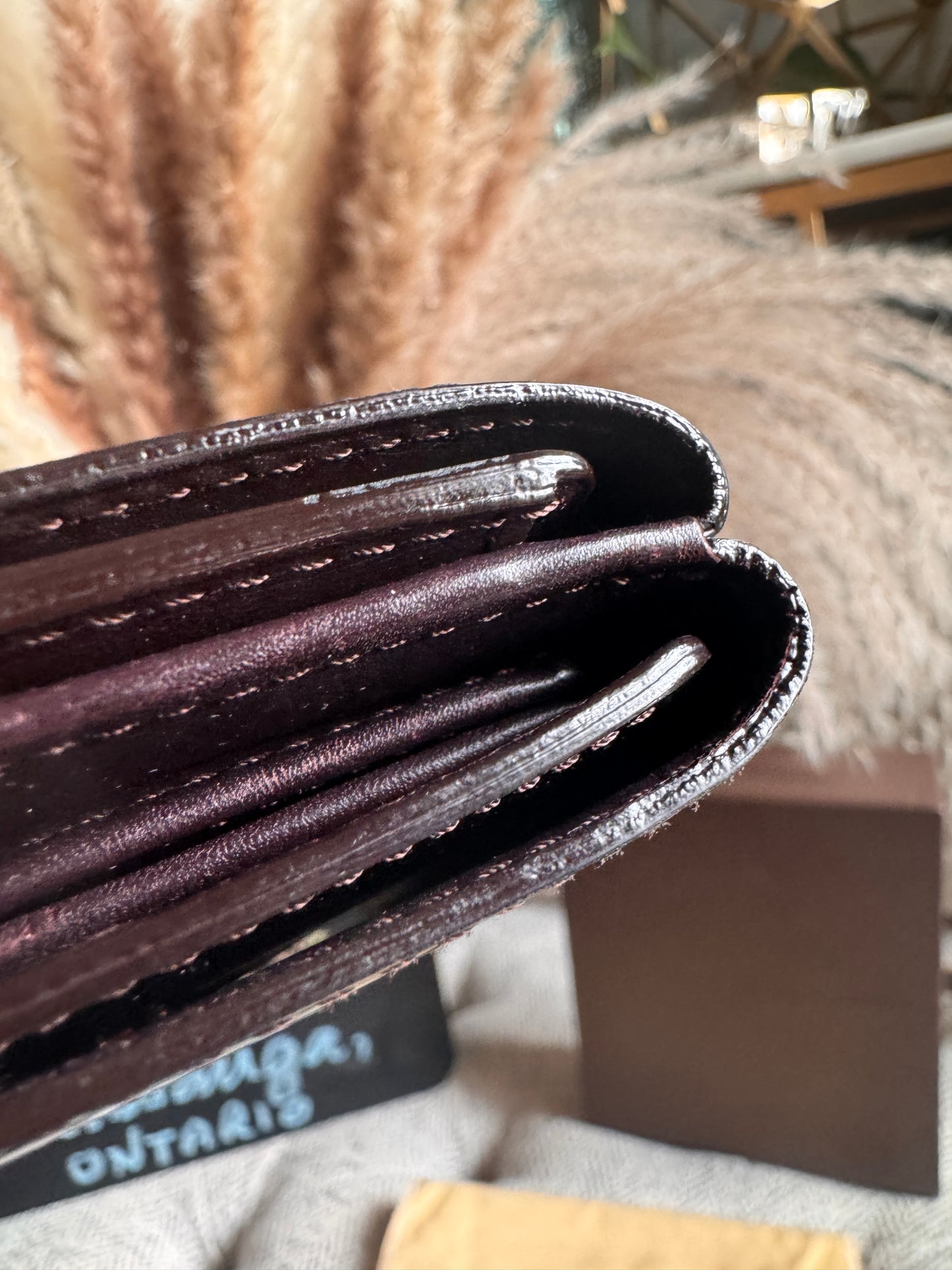 Louis Vuitton Compact wallet in Amarante