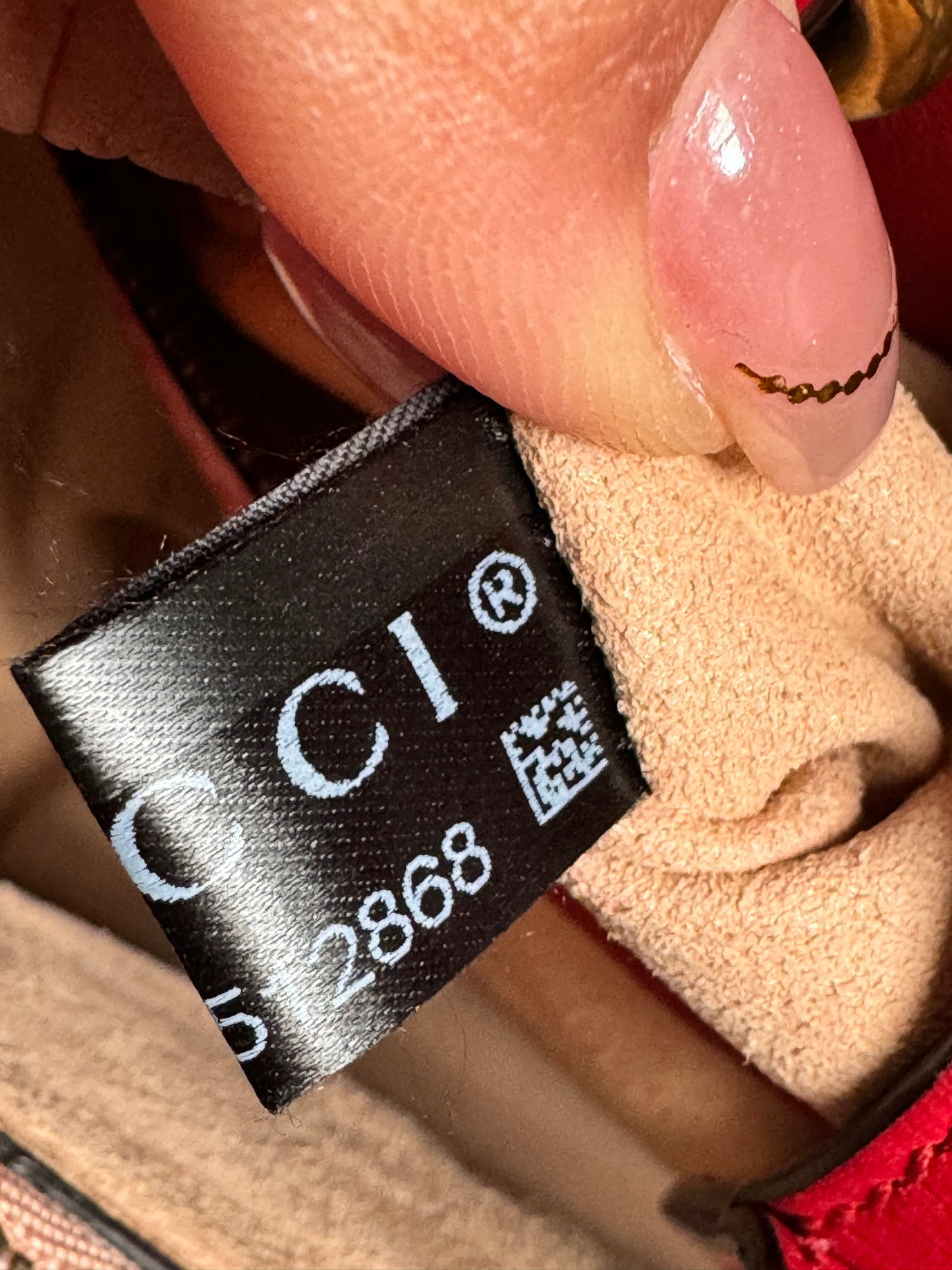Gucci Small GG Marmont Matelasse Tote