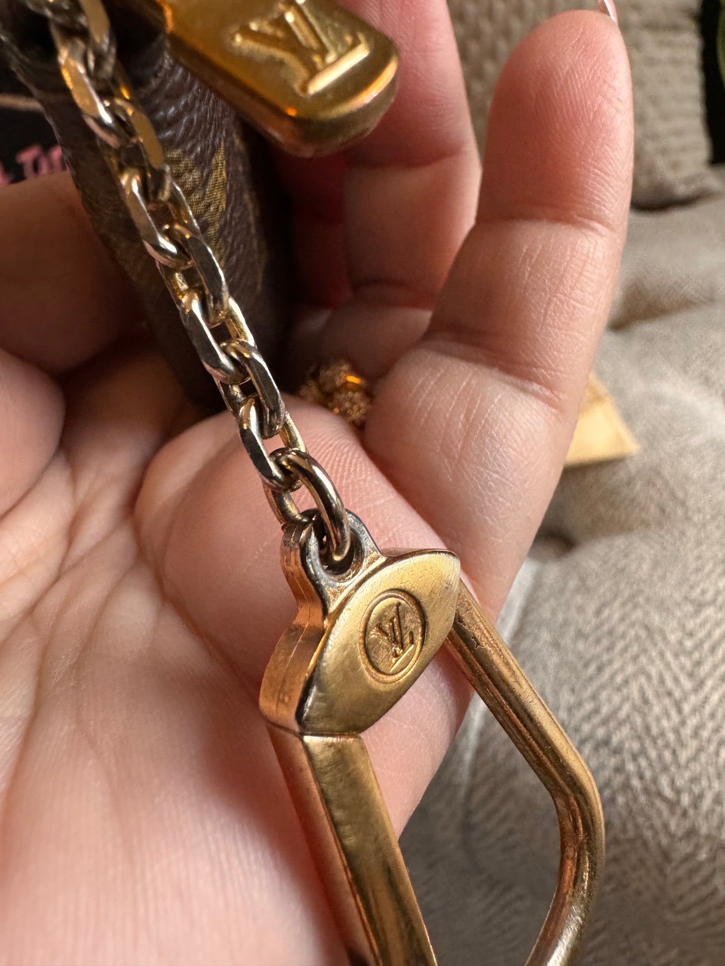 Louis Vuitton Monogram Key Cles