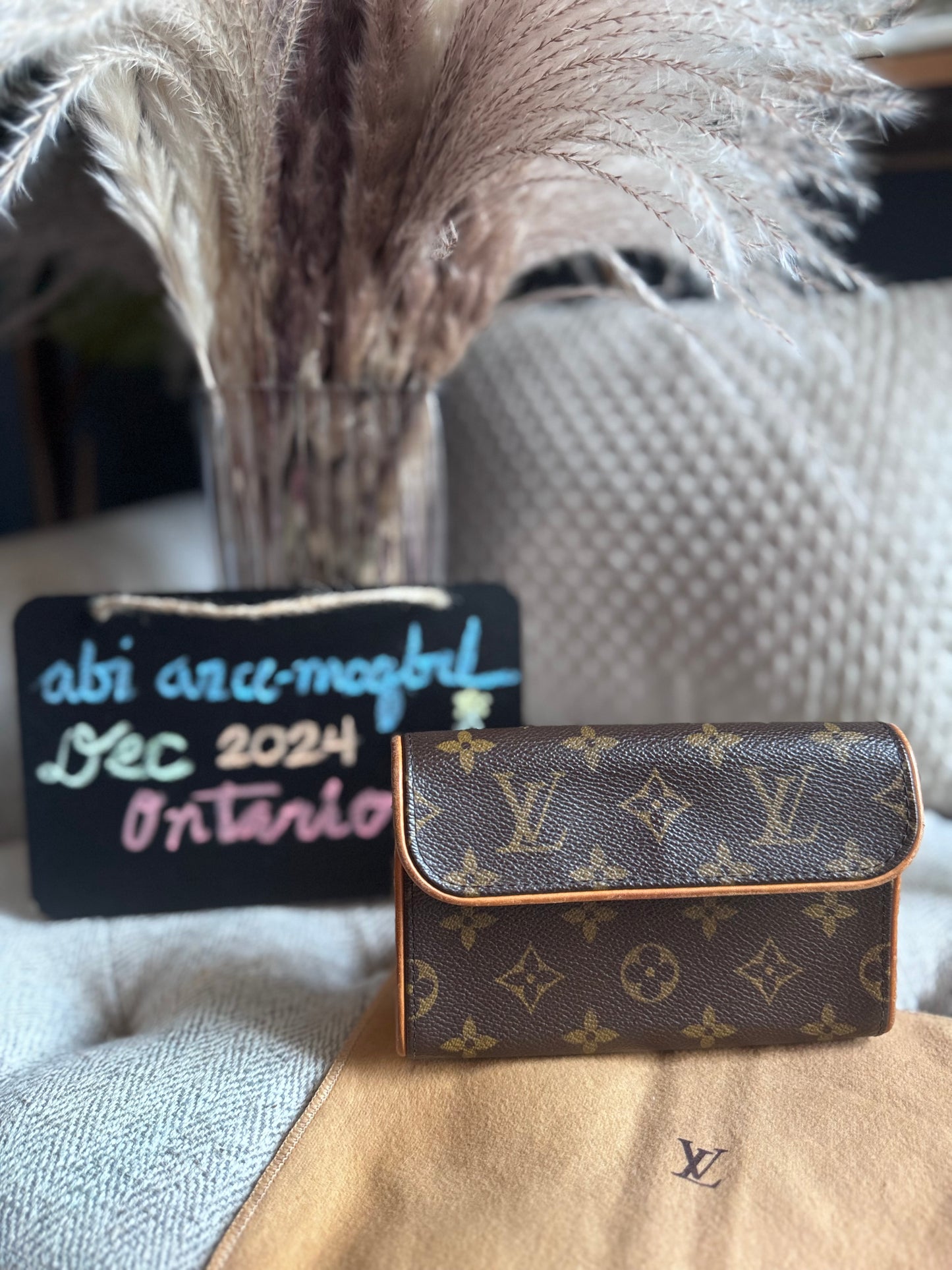 Louis Vuitton Pochette Florentine