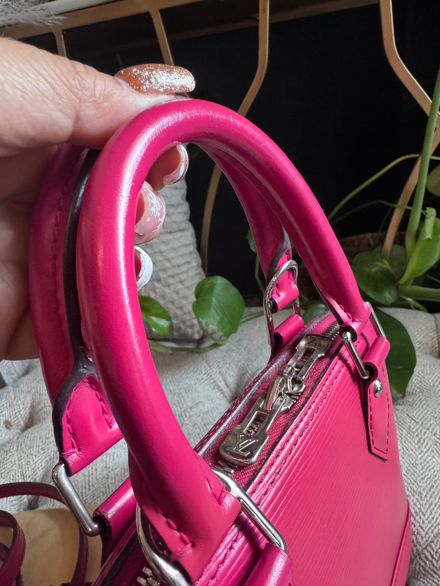 Louis Vuitton Alma BB Epi