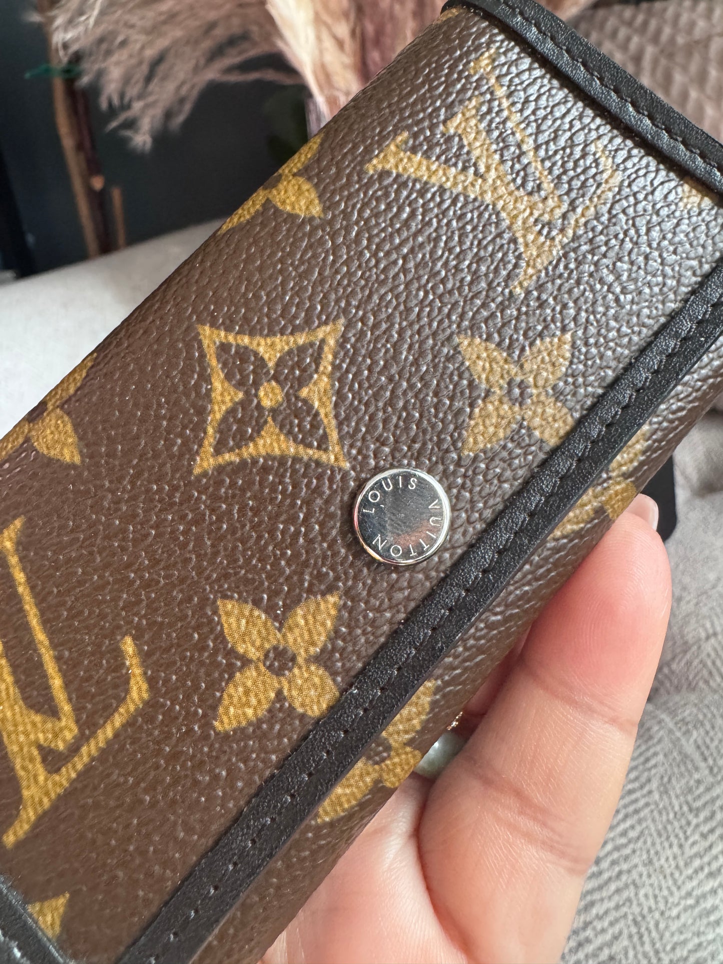LOUIS VUITTON Monogram Macassar Multicles 6 Key Case