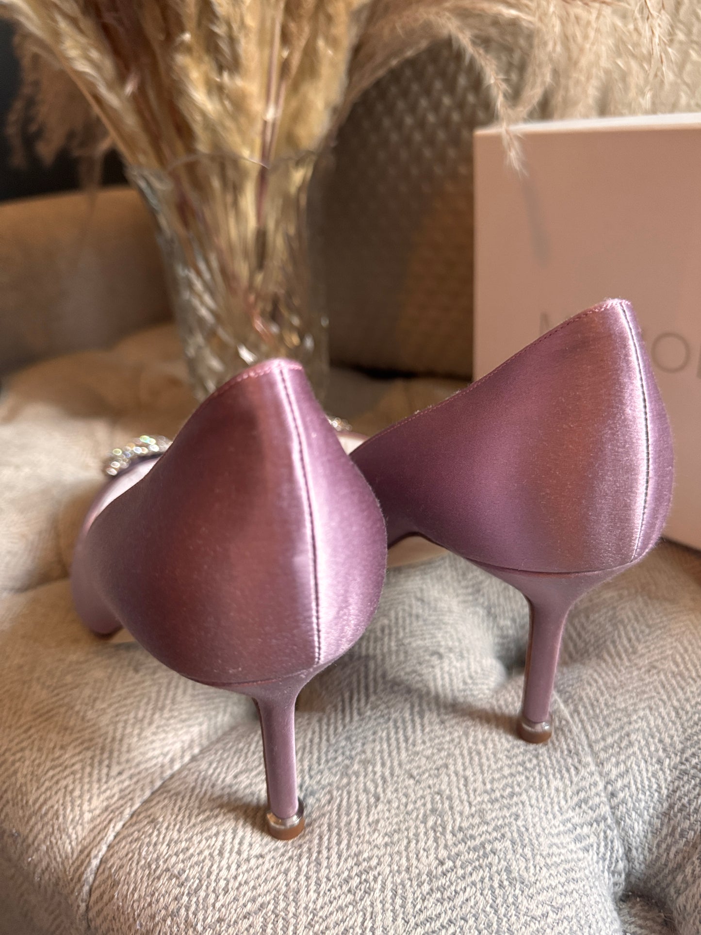 Manolo Blahnik Hangisi Pumps