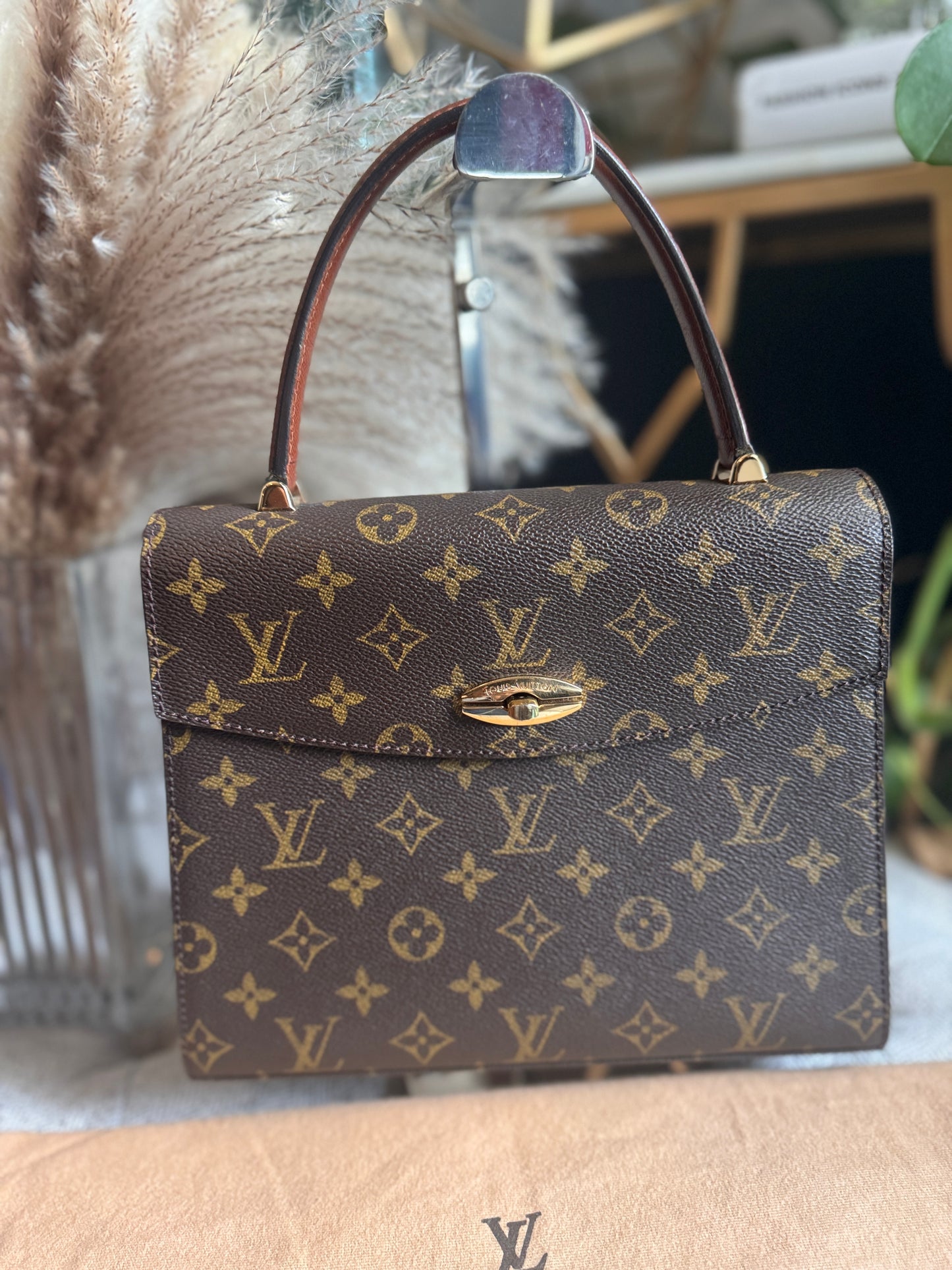 Louis Vuitton Malesherbes in Monogram