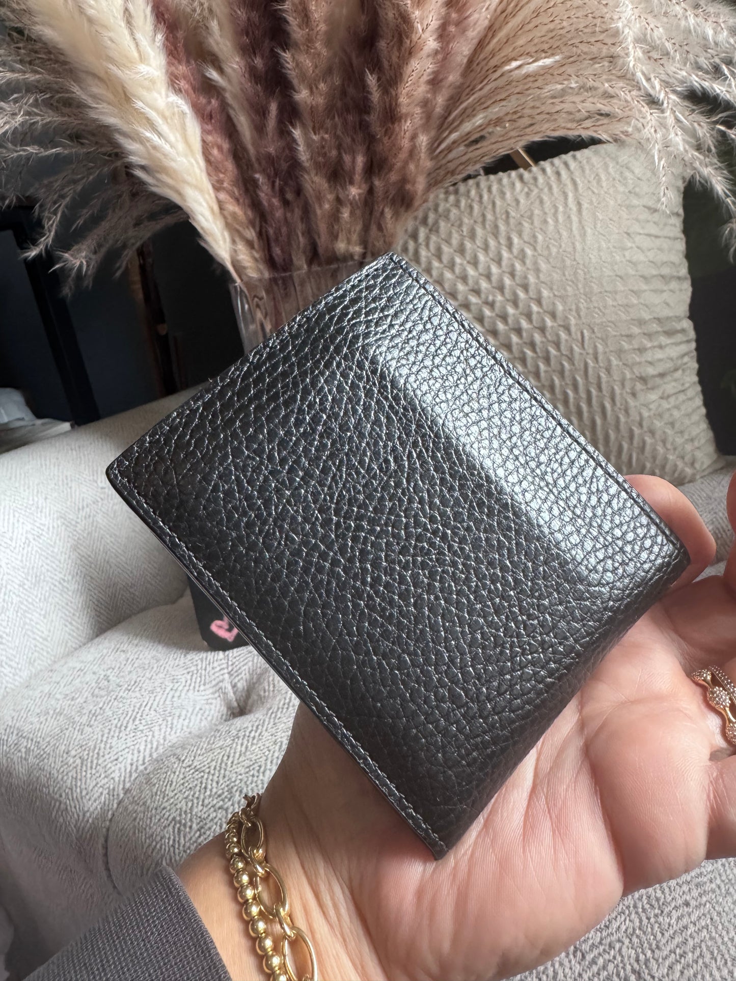Gucci Men’s interlocking wallet