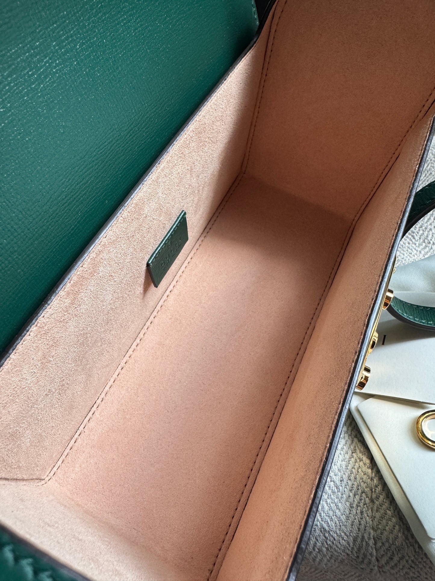 GUCCI
Azalea Calfskin Small Padlock Bamboo Shoulder Bag Vintage Green