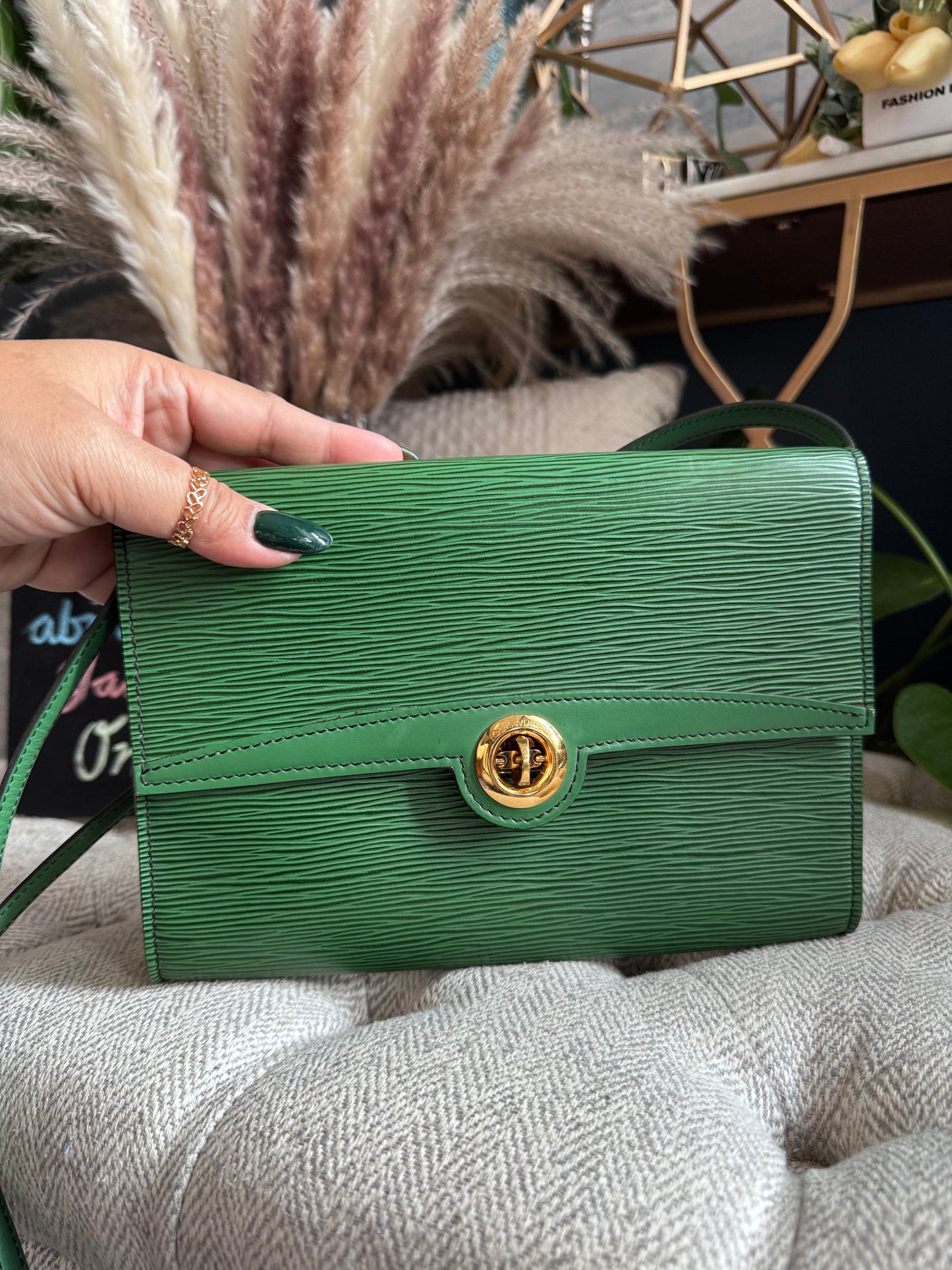 Louis Vuitton Epi Pochette Arche in Borneo Green