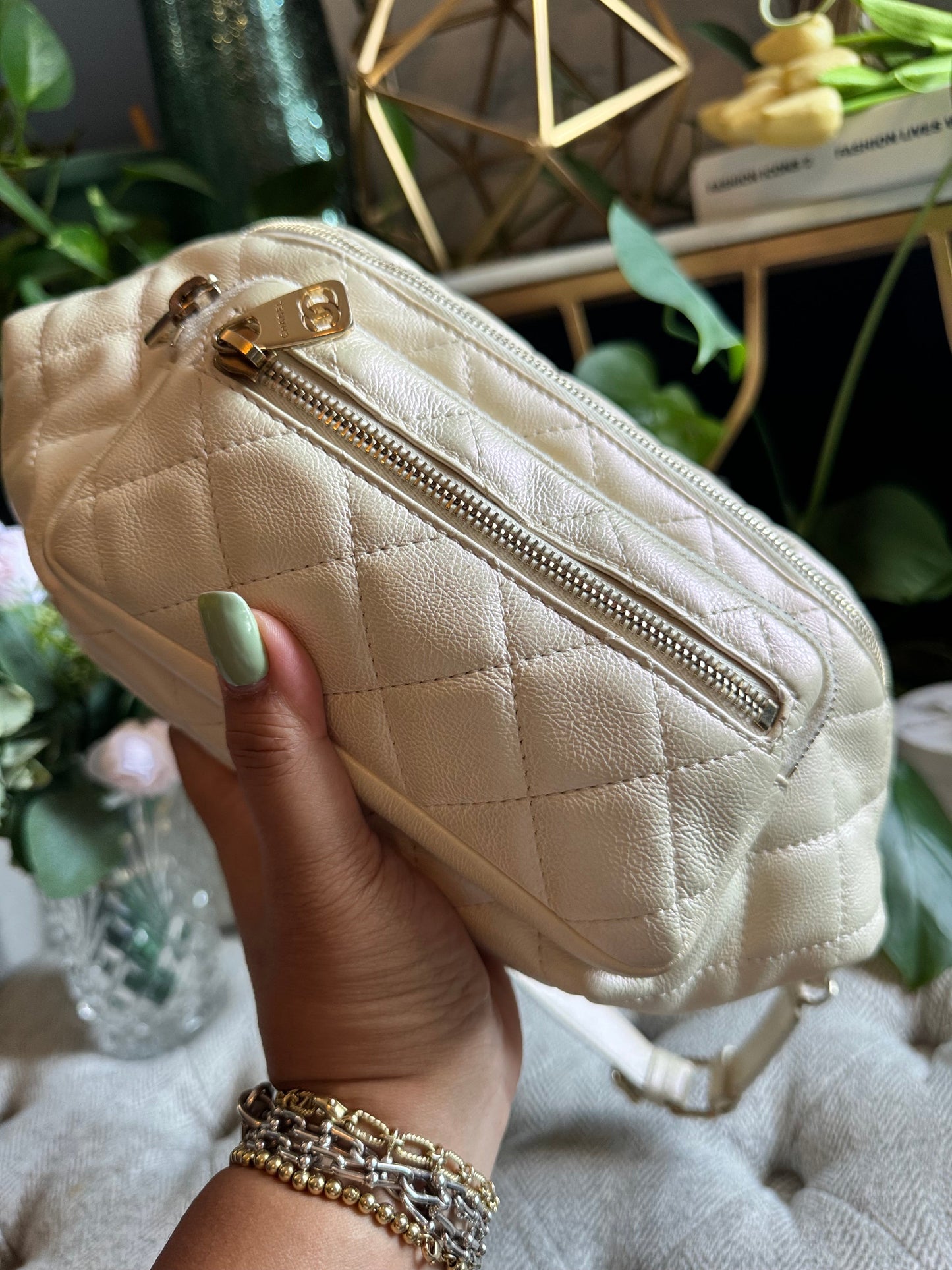CHANEL Iridescent All About Waist bumbag