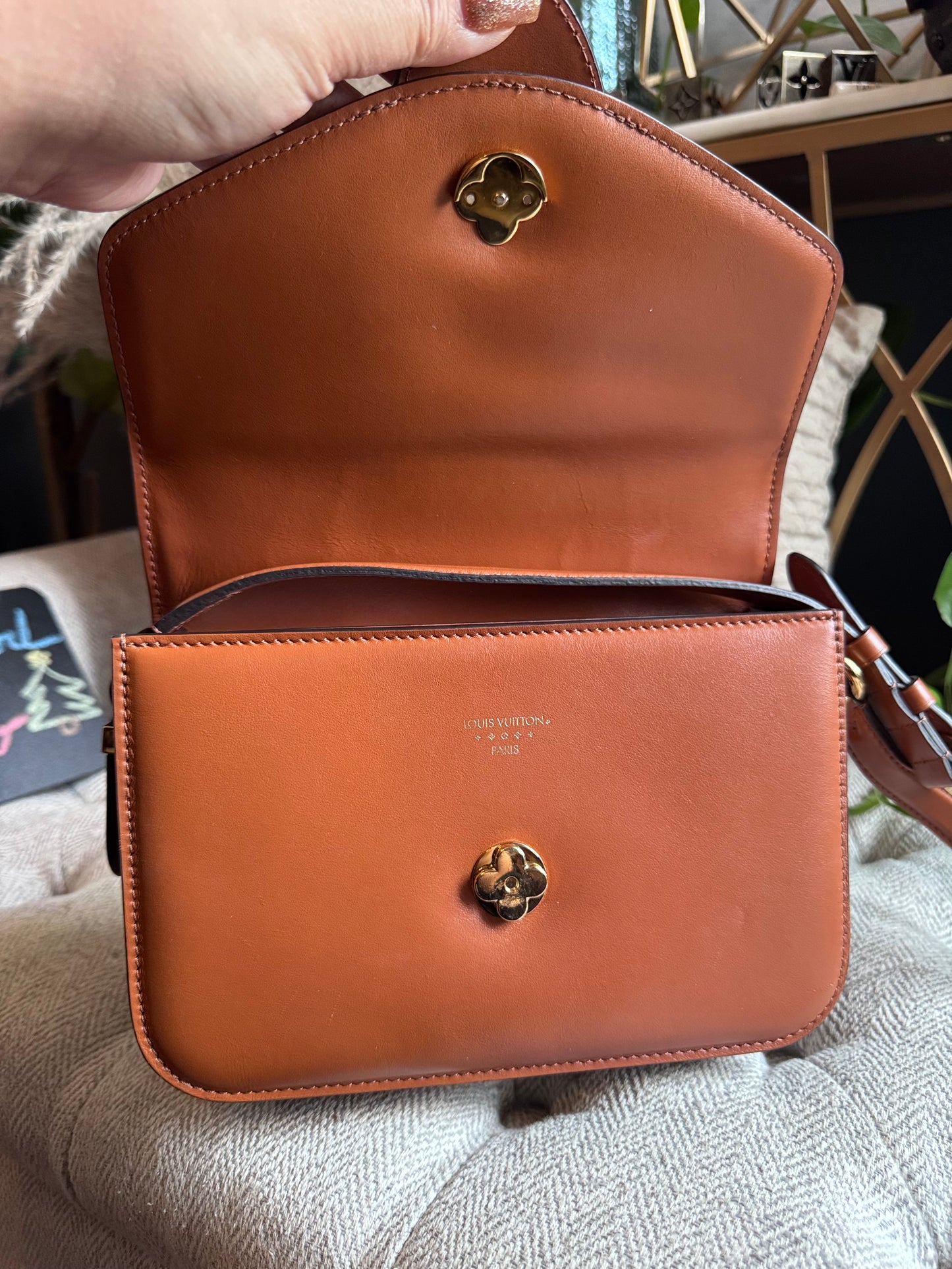 Louis Vuitton Pont Neuf