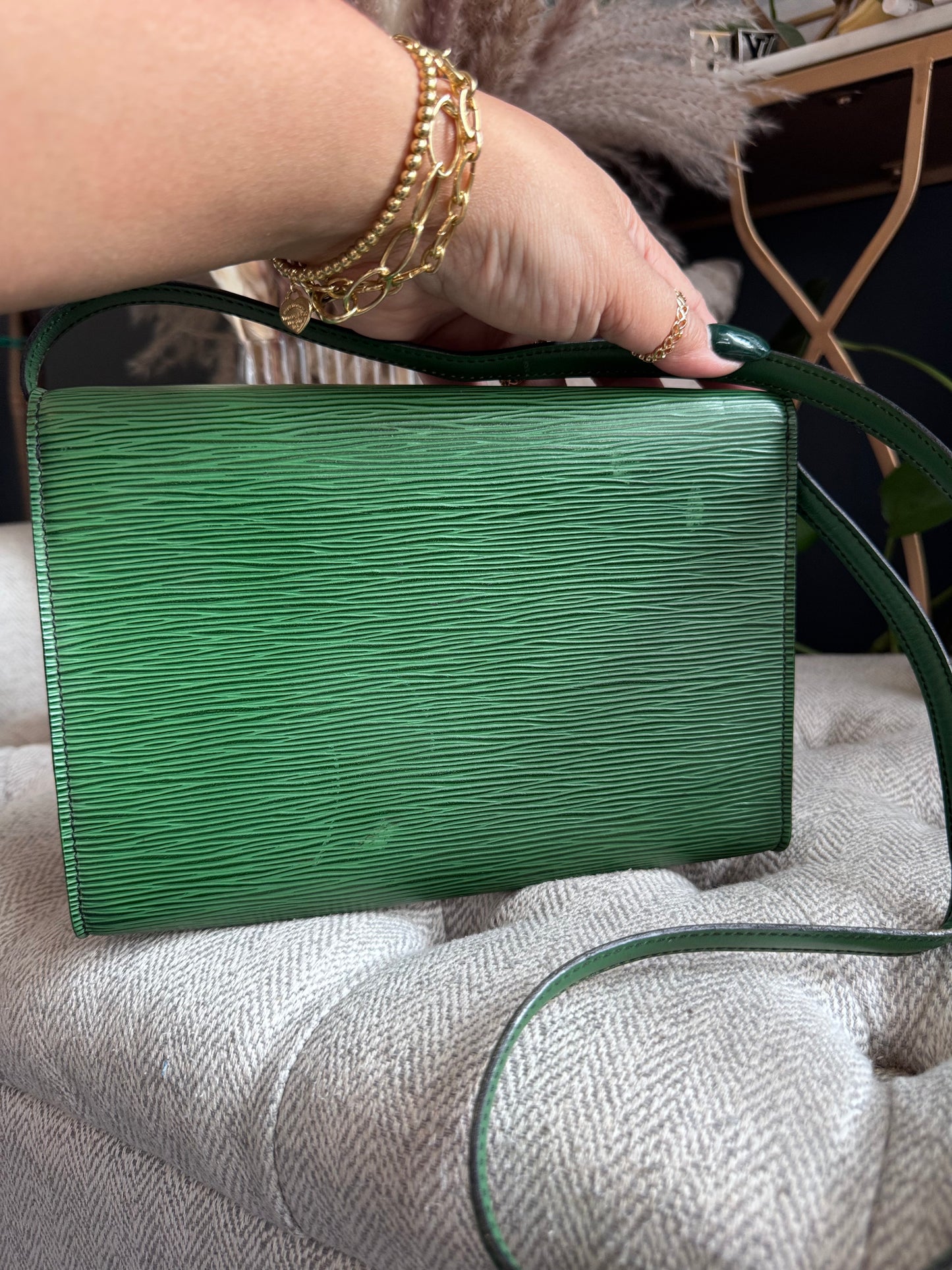 Louis Vuitton Epi Pochette Arche in Borneo Green