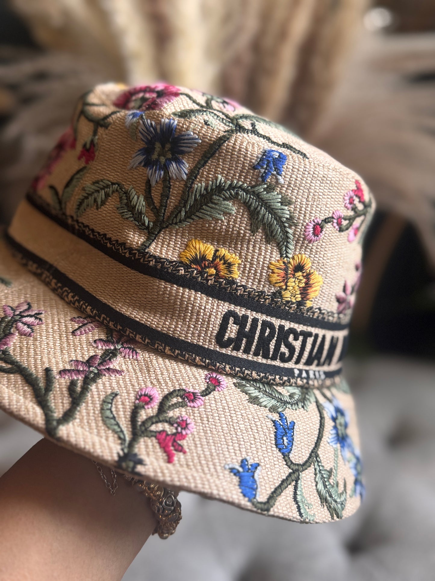 Christian Dior D‐Bobby Floral bucket hat