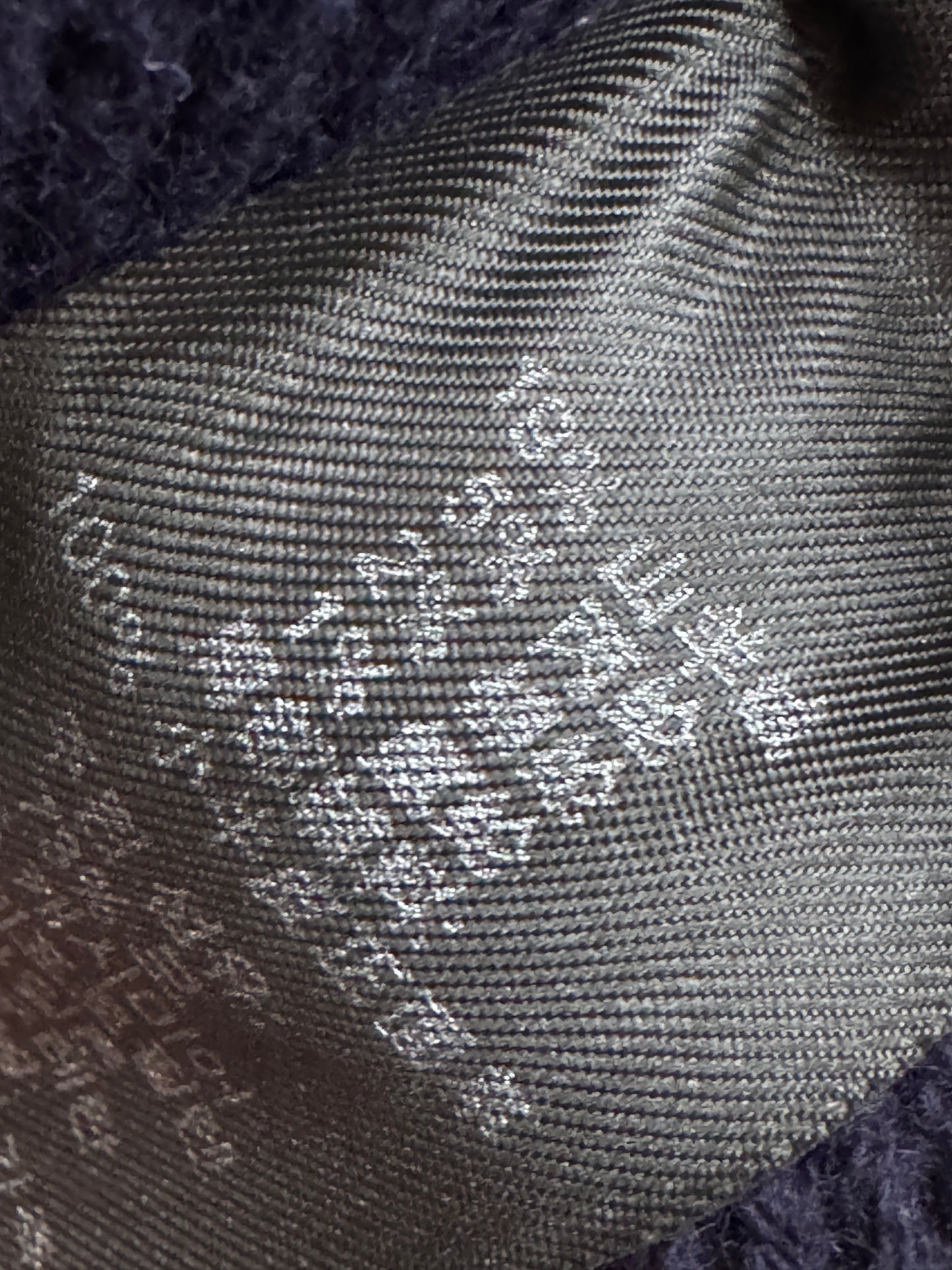 Burberry Prorsum Men’s Wool &Cashmere Sweater