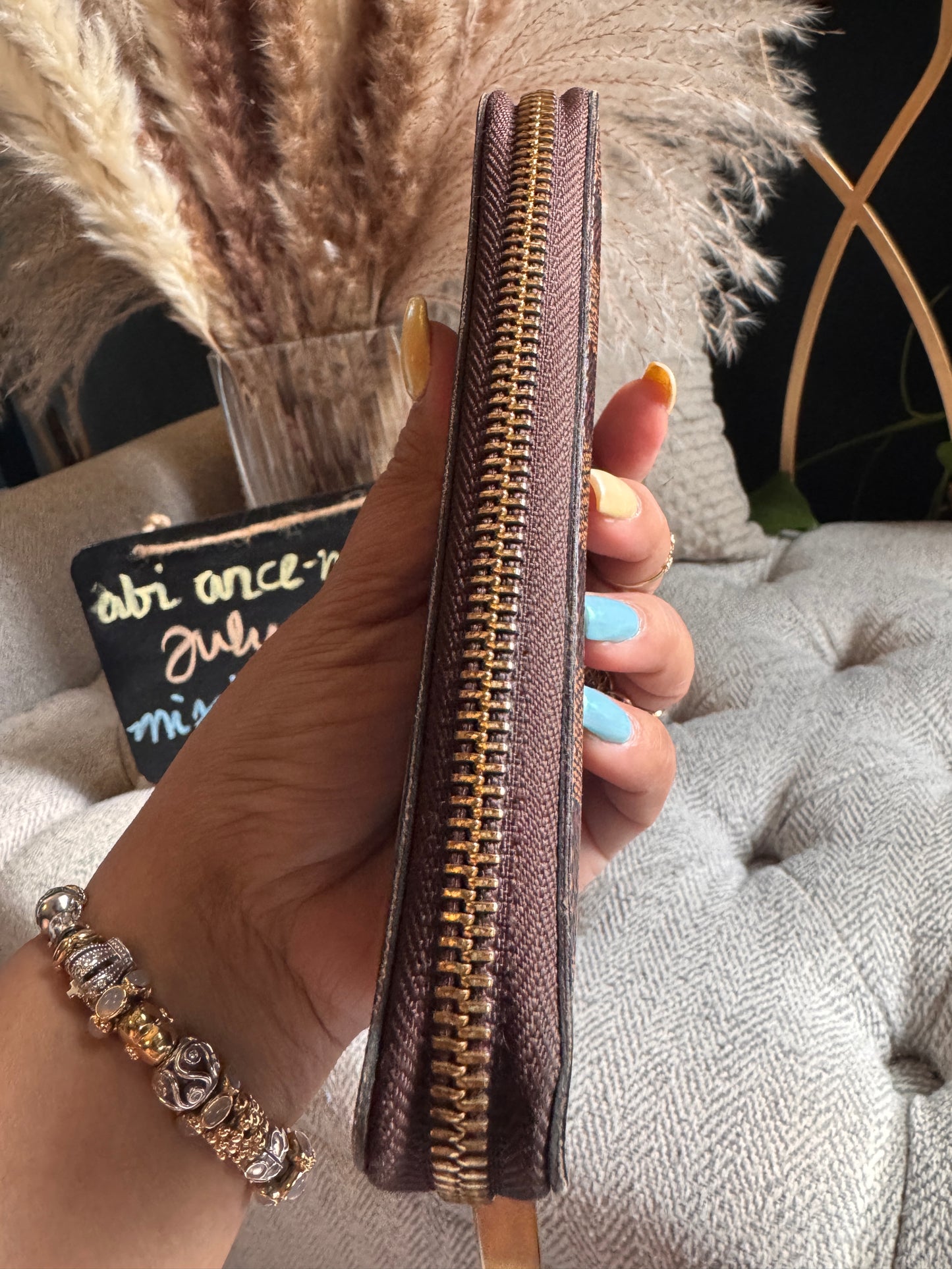 Louis Vuitton Compact Zippy