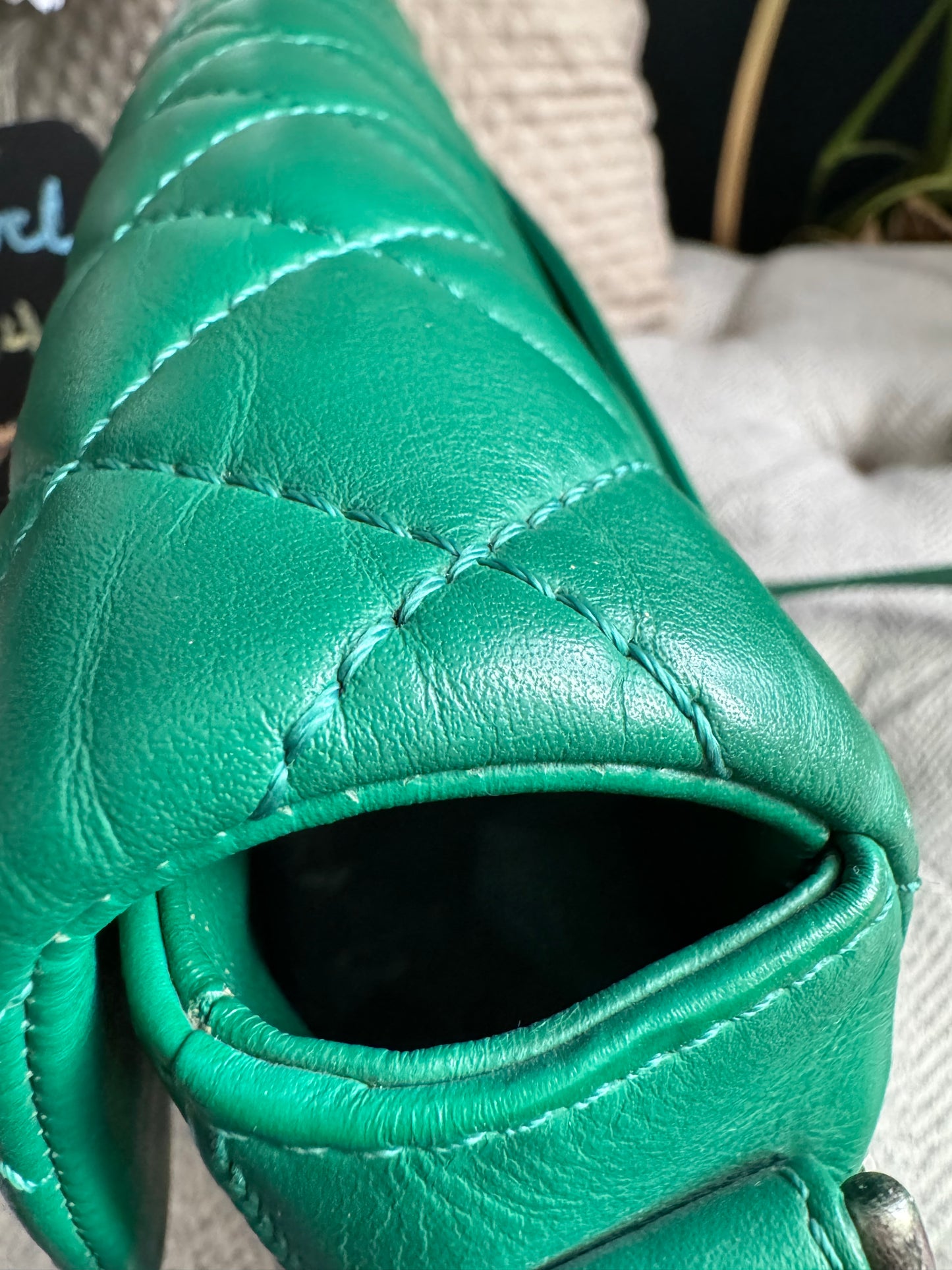 Chanel Rock My Shoulder Flap Green Quilted Calfskin/ Naturally Grained Sheepskin Inner Lining/MAR -Métal Aged Ruthenium Hardware (SN 24221601)