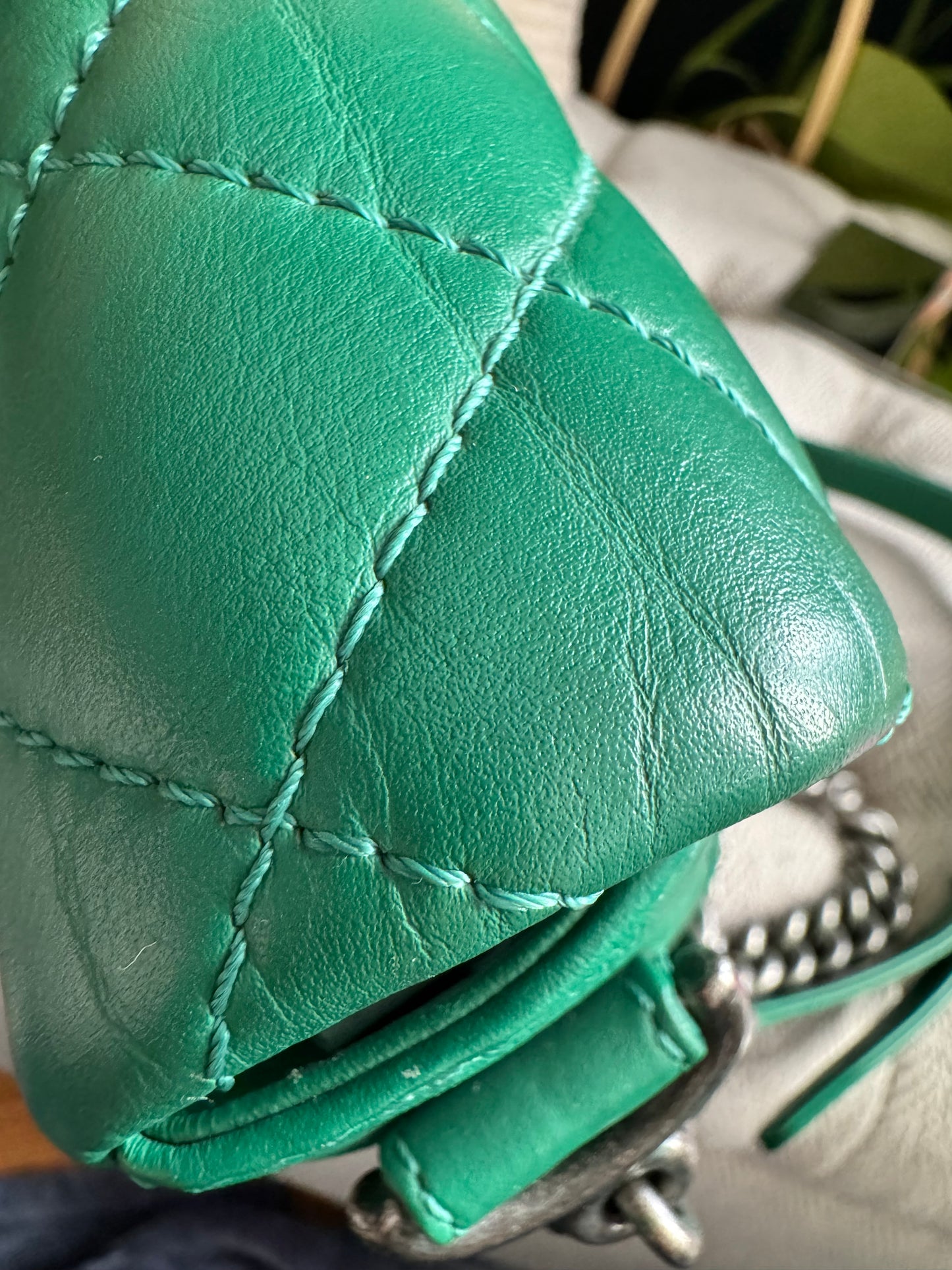 Chanel Rock My Shoulder Flap Green Quilted Calfskin/ Naturally Grained Sheepskin Inner Lining/MAR -Métal Aged Ruthenium Hardware (SN 24221601)