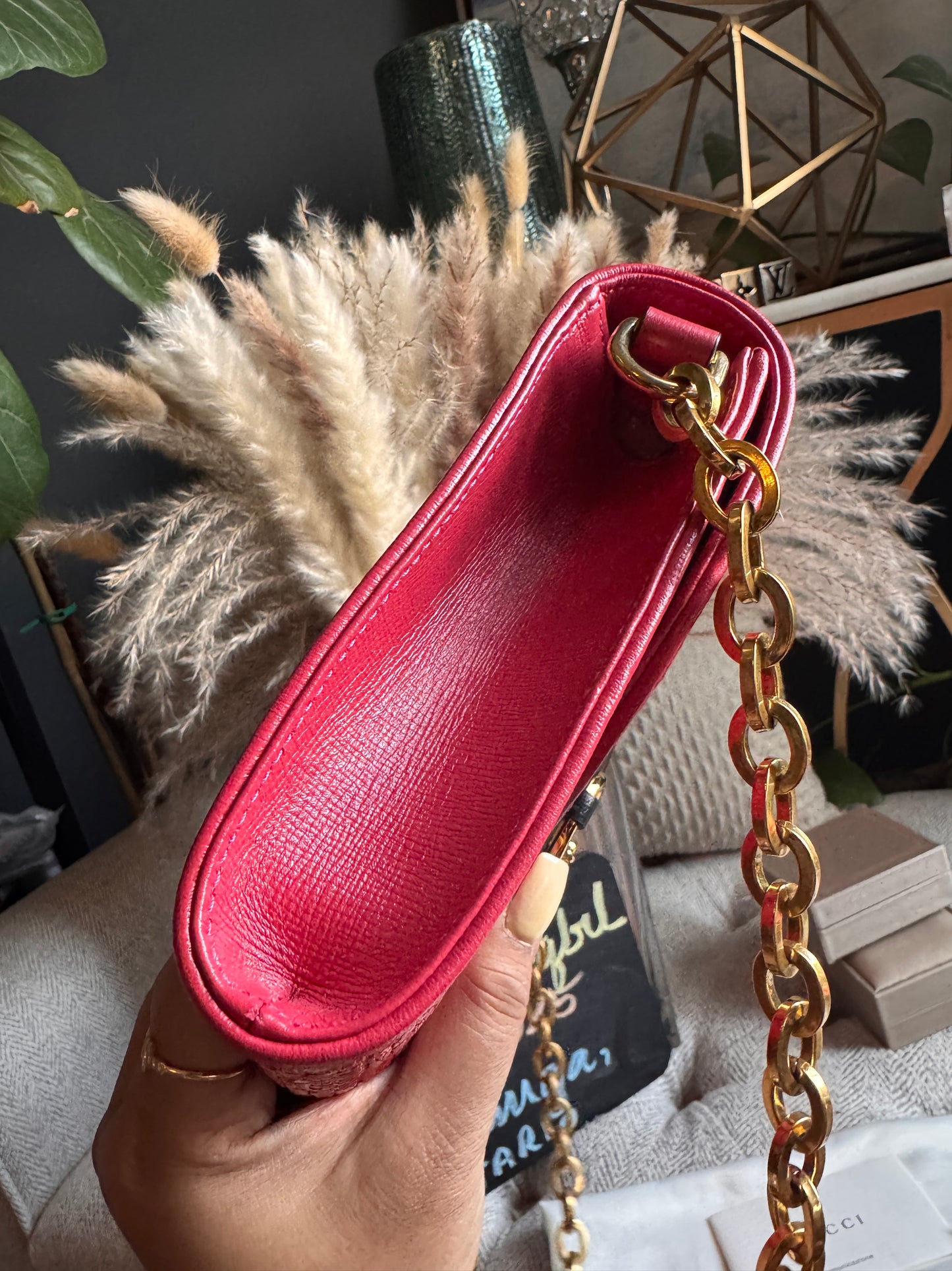 Gucci Horsebit 1955 Raffia Chain Bag in Red