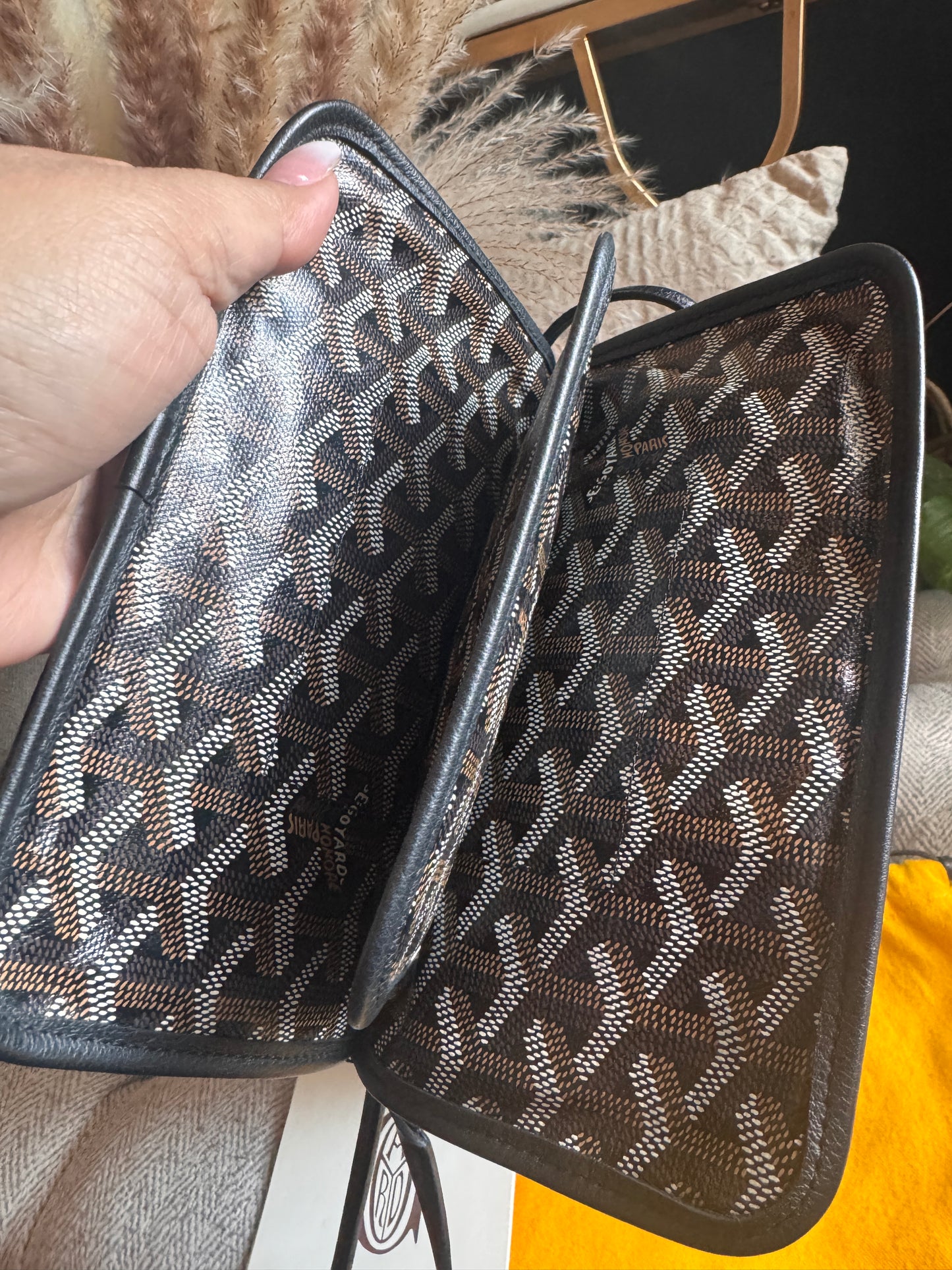 Goyard Plumet in Black