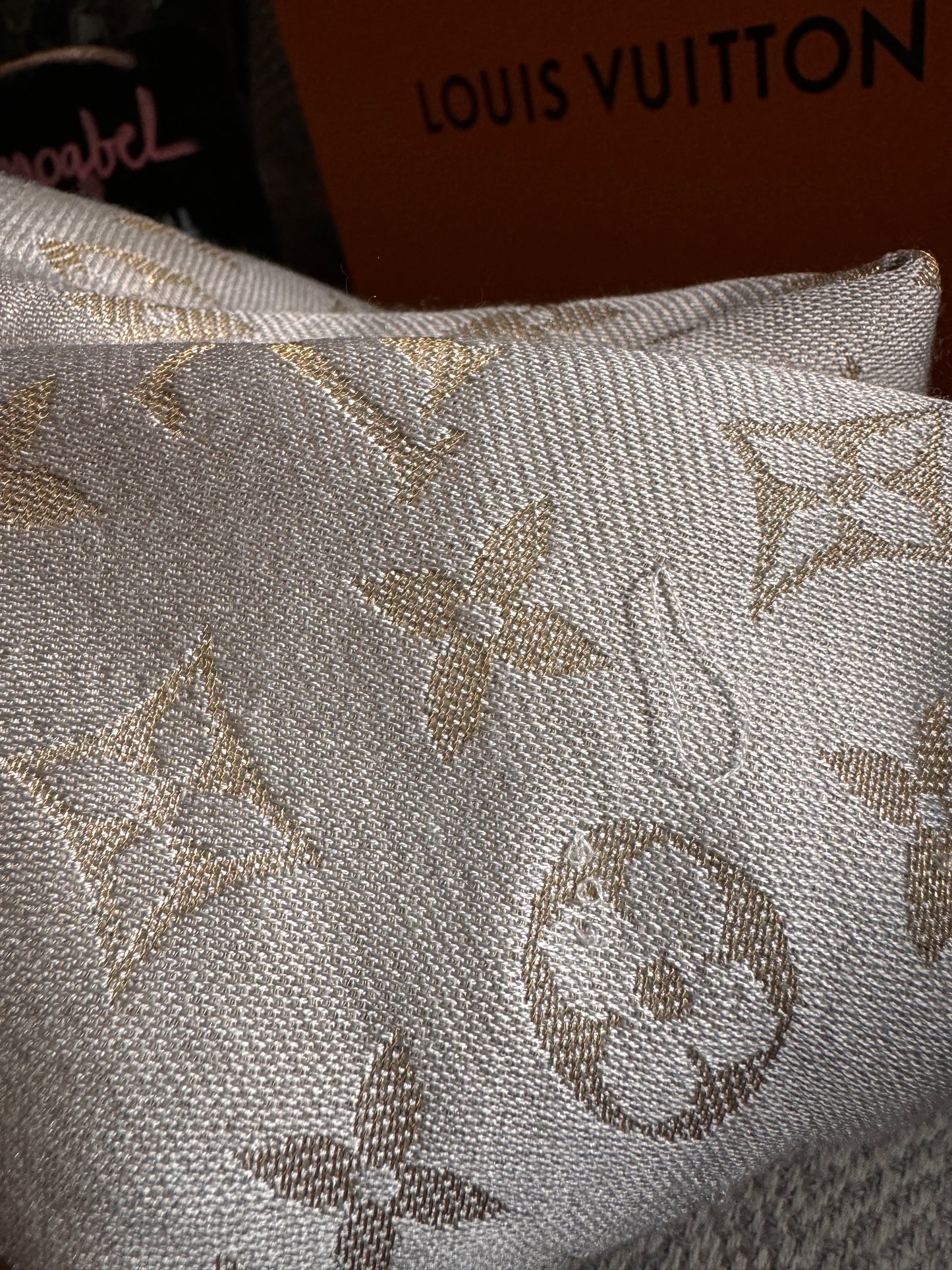 Louis Vuitton Monogram Shine Stole