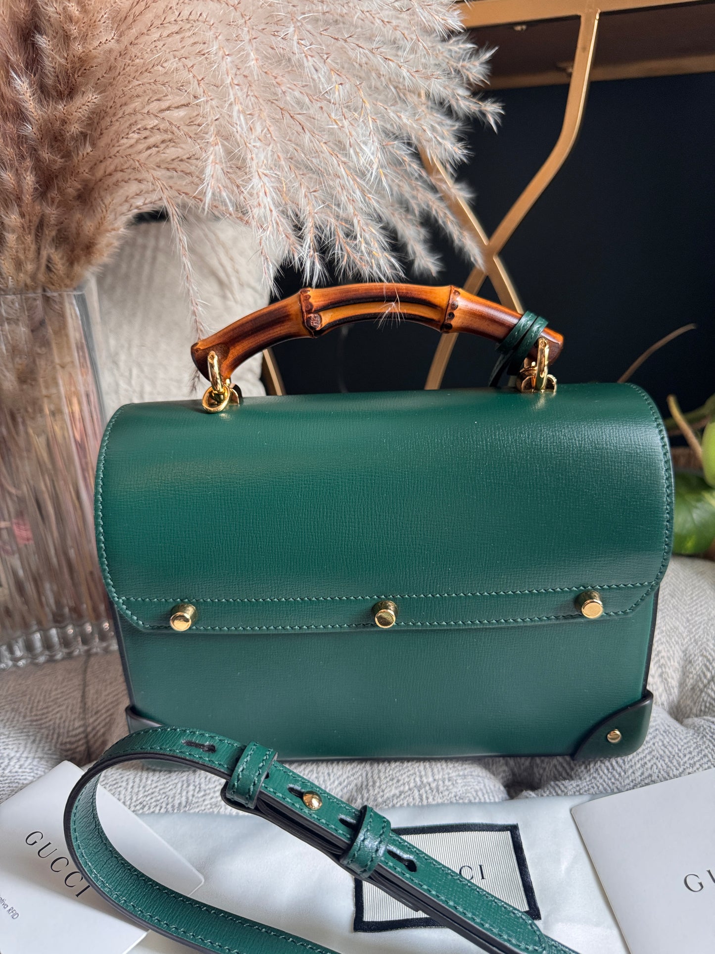 GUCCI
Azalea Calfskin Small Padlock Bamboo Shoulder Bag Vintage Green