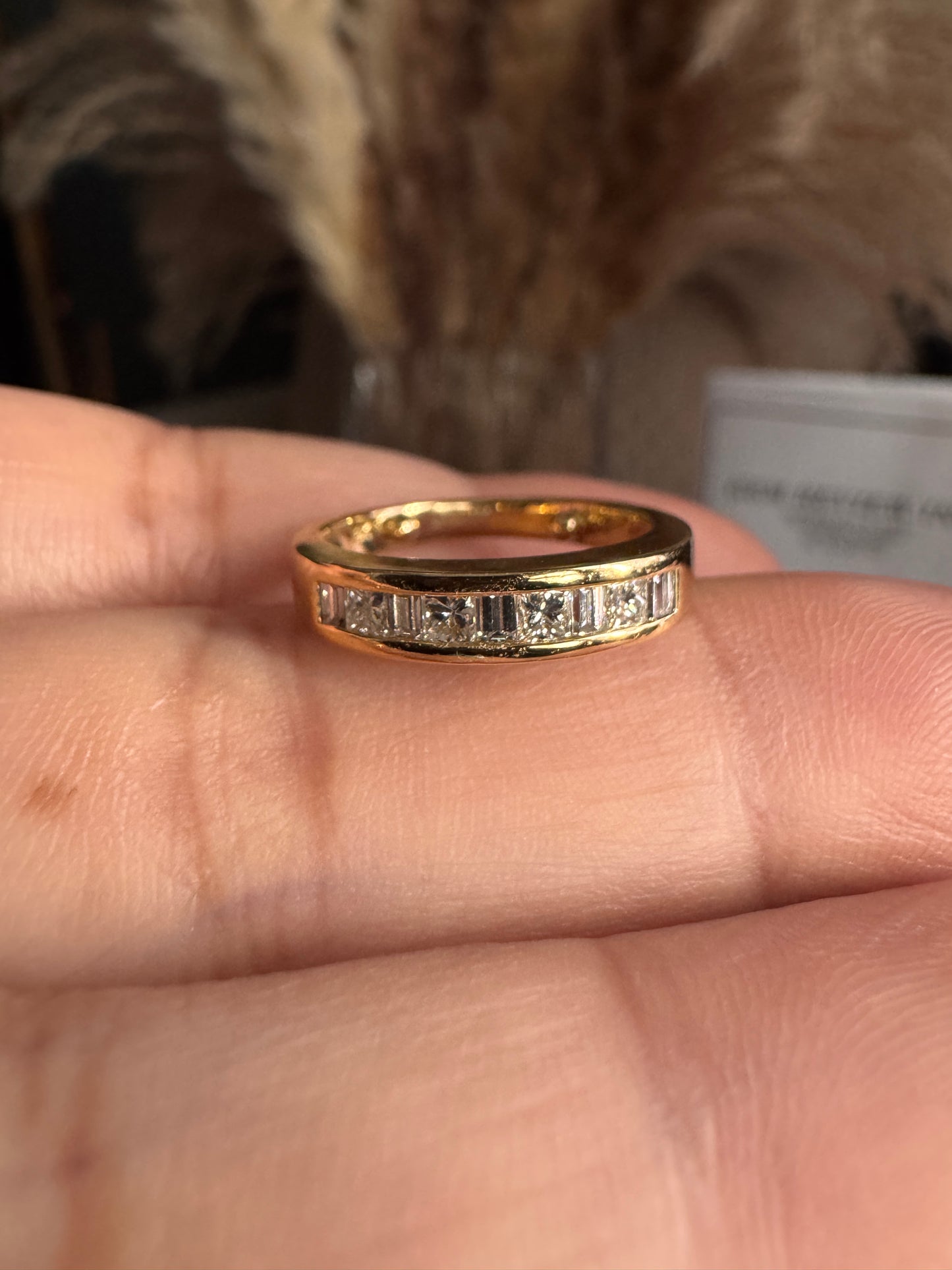 18 k Gold Band with Natural Diamonds