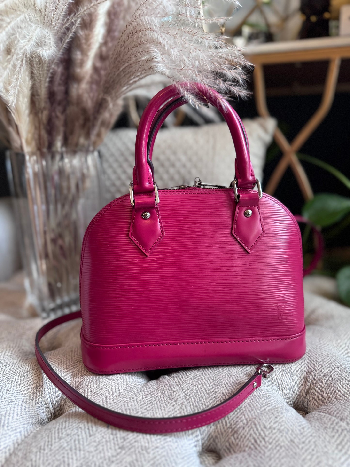 Louis Vuitton Alma BB Epi