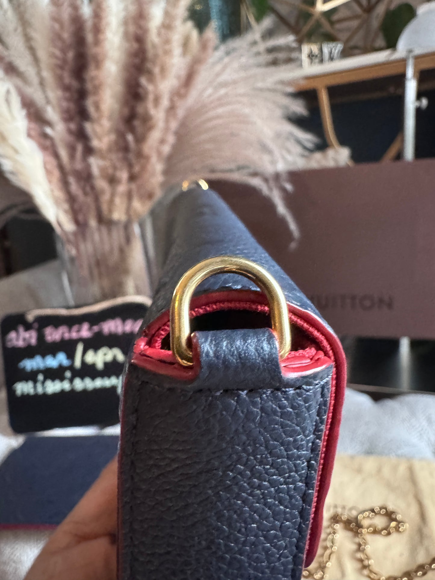 Louis Vuitton Pochette Felicie in Empreinte Marine Rouge