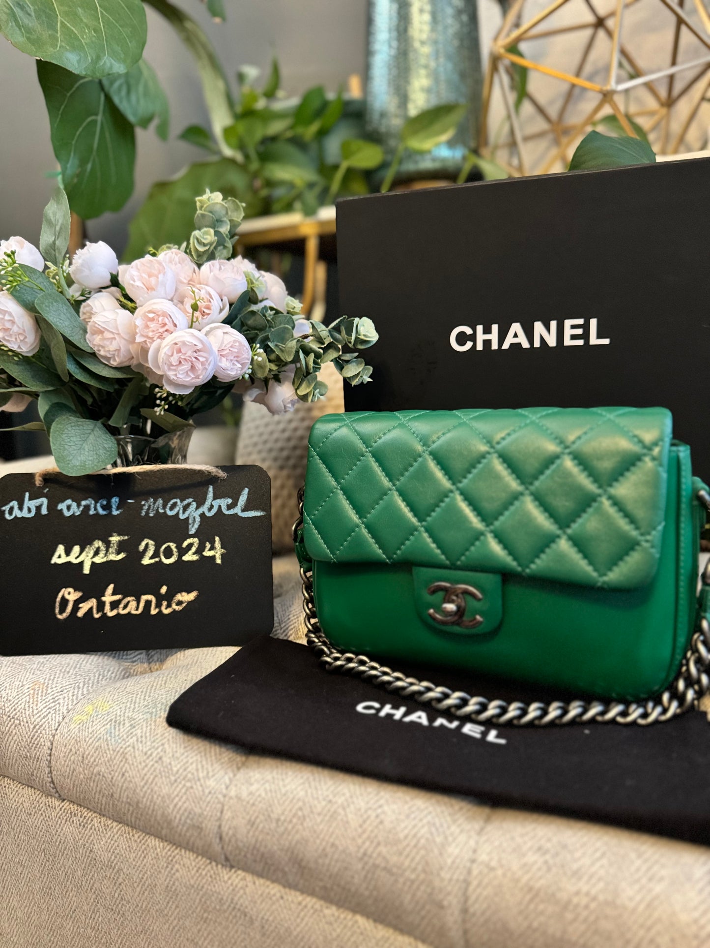 Chanel Rock My Shoulder Flap Green Quilted Calfskin/ Naturally Grained Sheepskin Inner Lining/MAR -Métal Aged Ruthenium Hardware (SN 24221601)