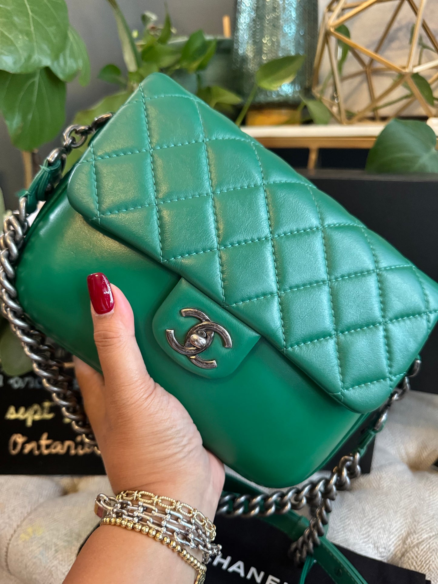 Chanel Rock My Shoulder Flap Green Quilted Calfskin/ Naturally Grained Sheepskin Inner Lining/MAR -Métal Aged Ruthenium Hardware (SN 24221601)