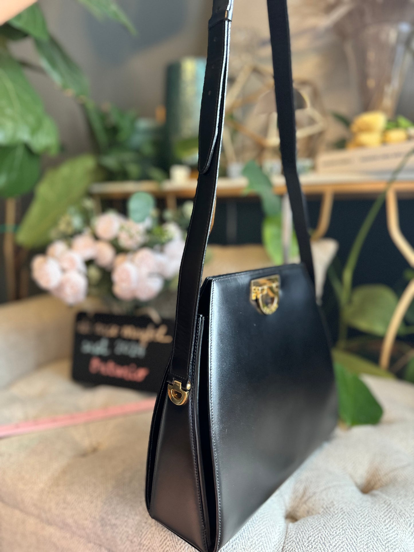 Celine Vintage Crossbody/Shoulder bag in Black, Gold Hardware