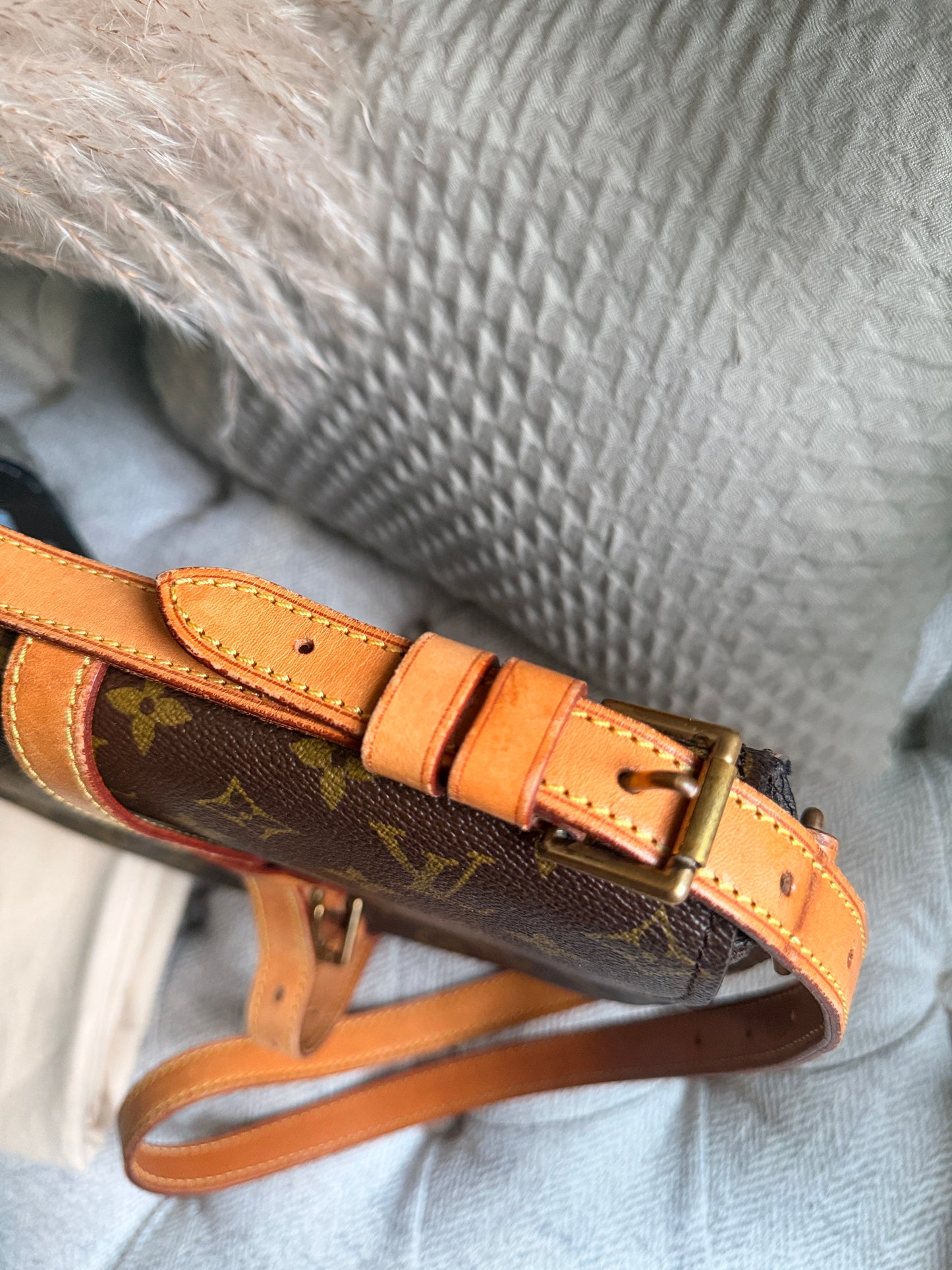 Louis Vuitton Vintage Chantilly GM