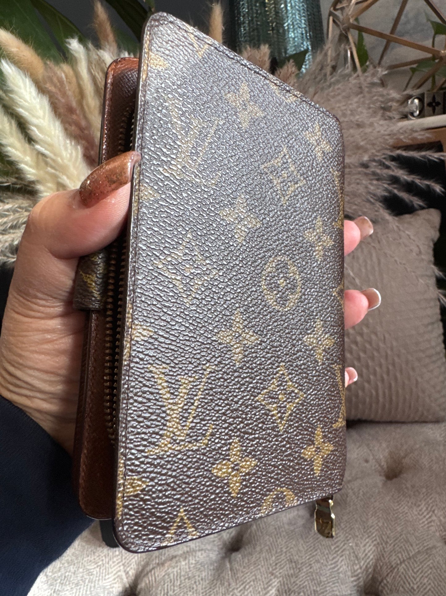 Louis Vuitton Vintage Porte Papier Zip Bifold Wallet in Monogram
