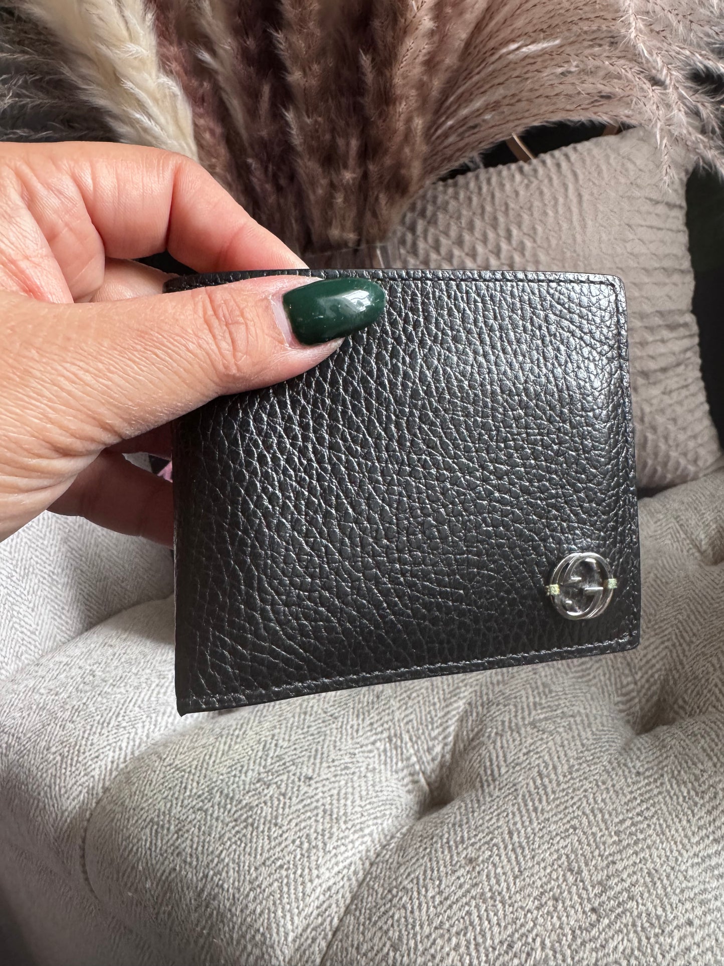 Gucci Men’s interlocking wallet