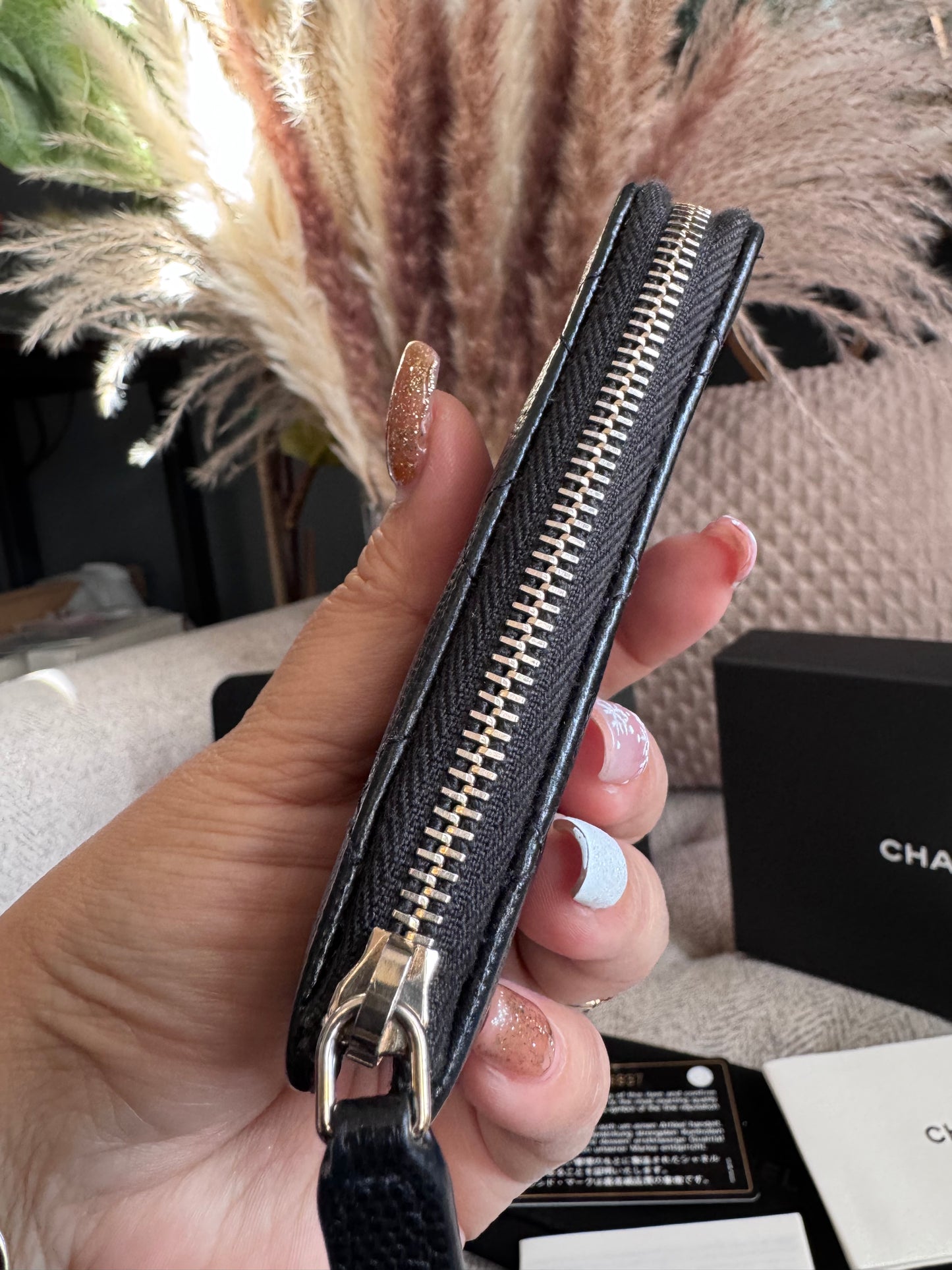 CHANEL Caviar Quilted Zipped Key Holder Case