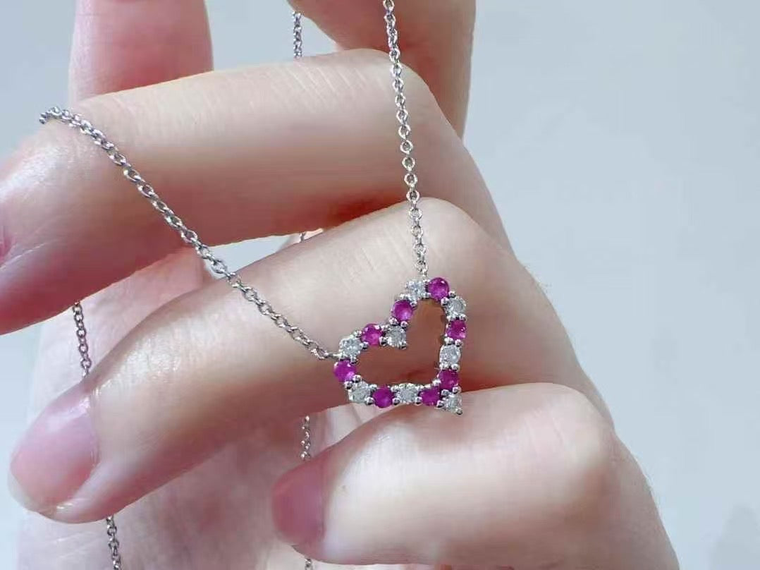 FOR PREORDER ONLY-Tiffany&Co Diamond and Ruby heart in Platinum