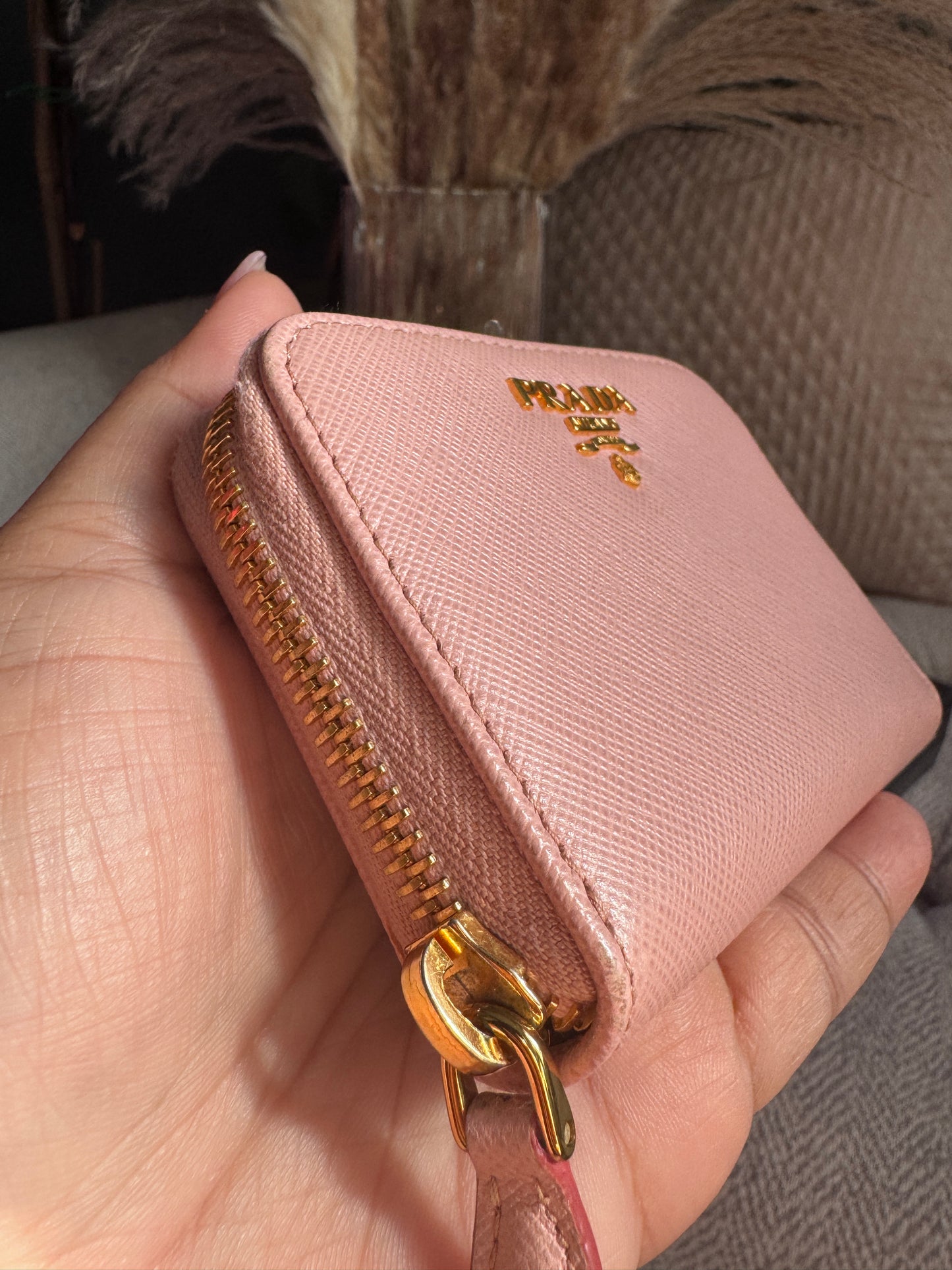 Prada Saffiano Compact wallet in Orchidea