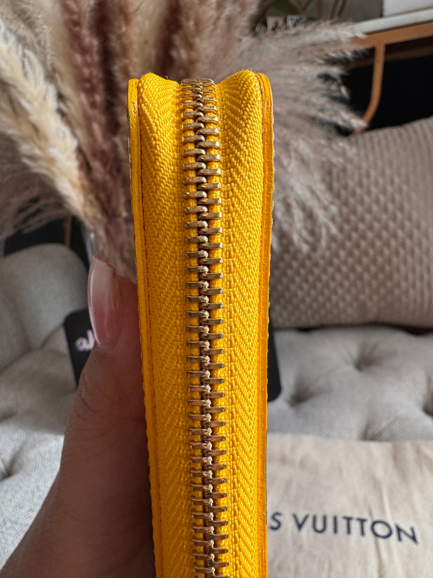 Louis Vuitton Limited Edition Kusama Zippy Wallet in Vernis